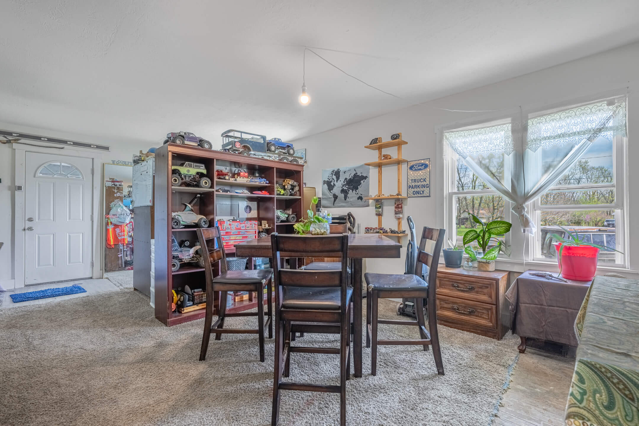 5654 National Road, Springfield, Ohio 45504