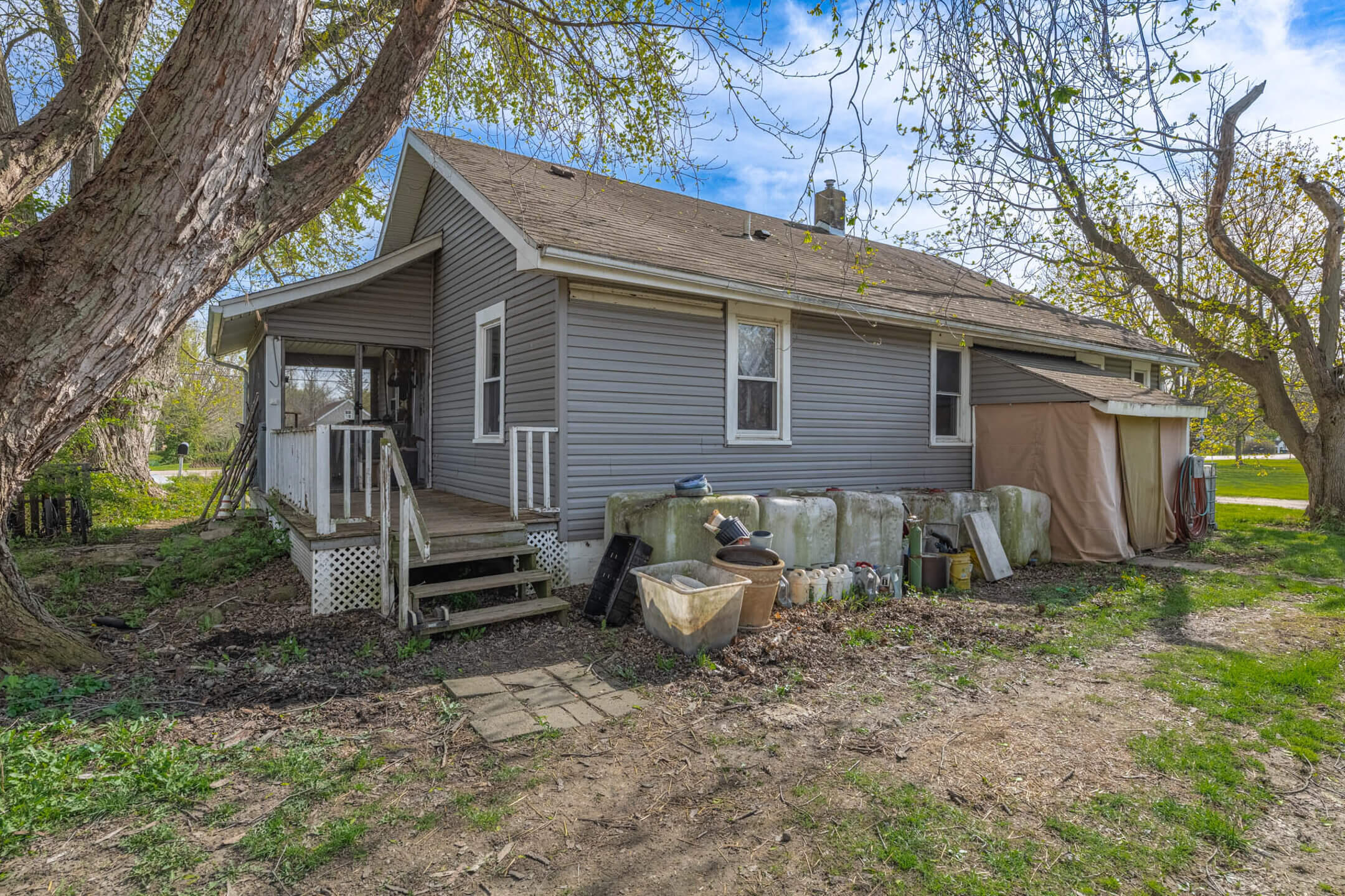 5654 National Road, Springfield, Ohio 45504