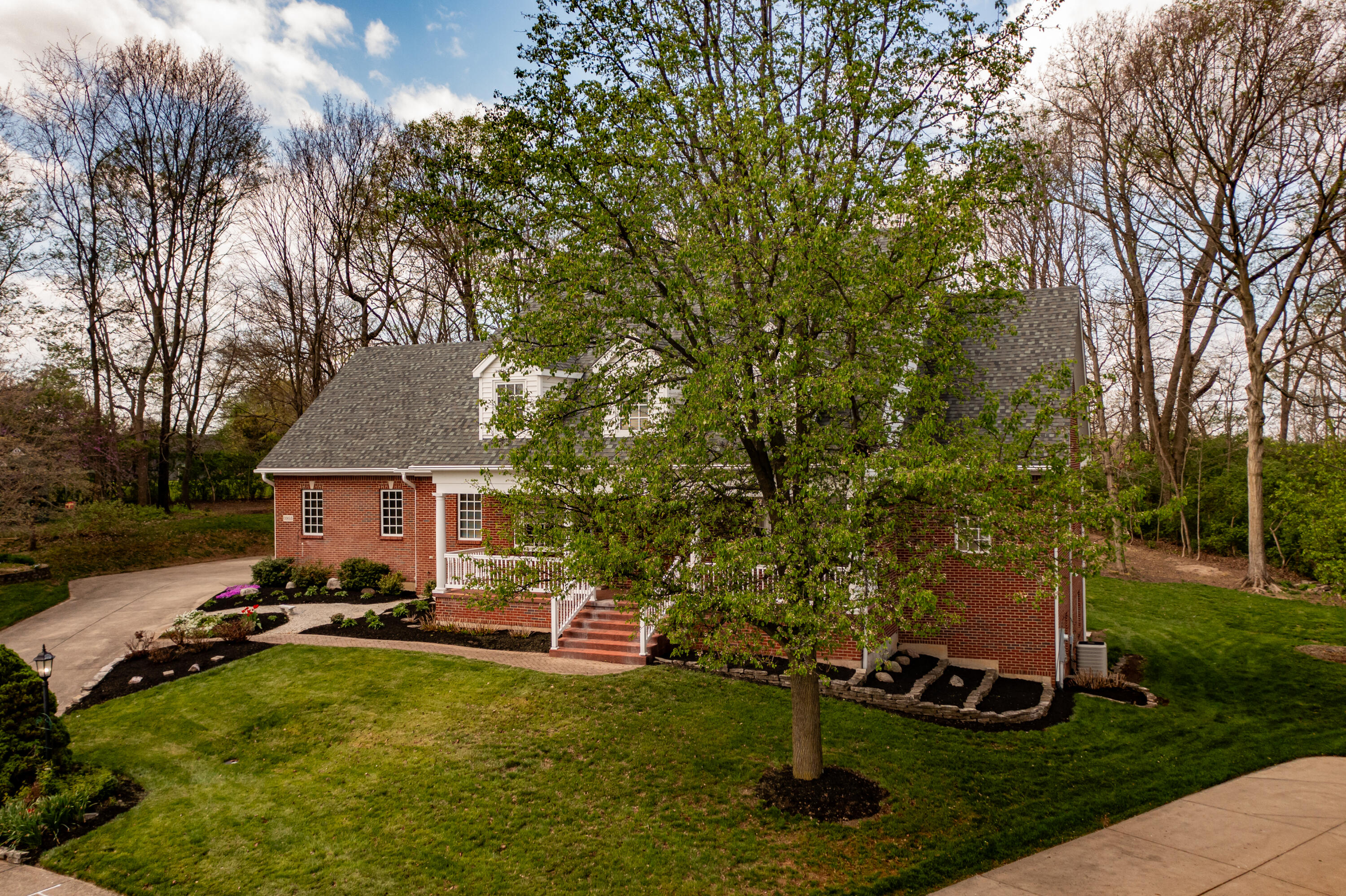 3955 Oakview Drive, Beavercreek, Ohio 45430