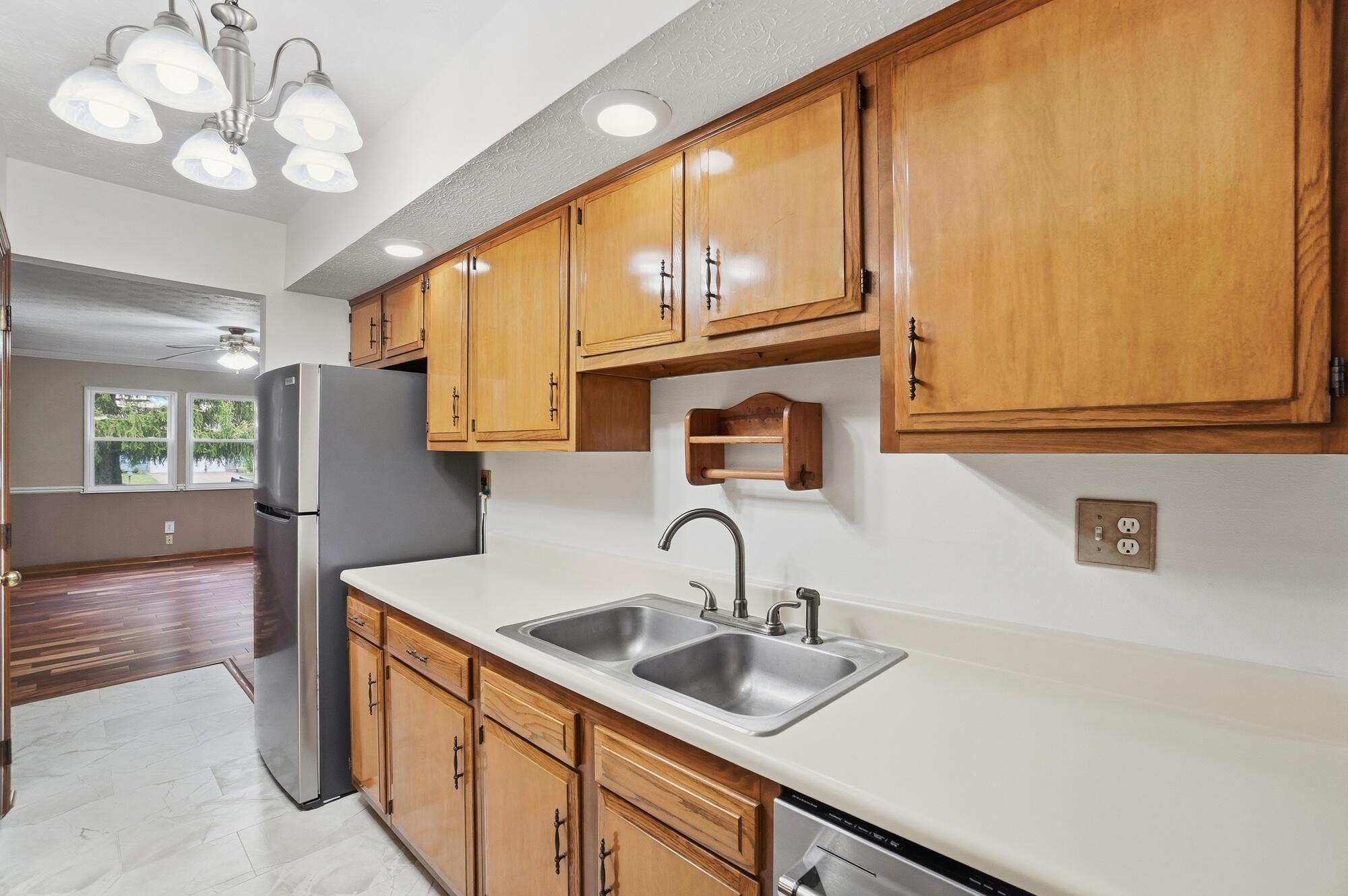 3715 Randee Lane, Springfield, Ohio 45502