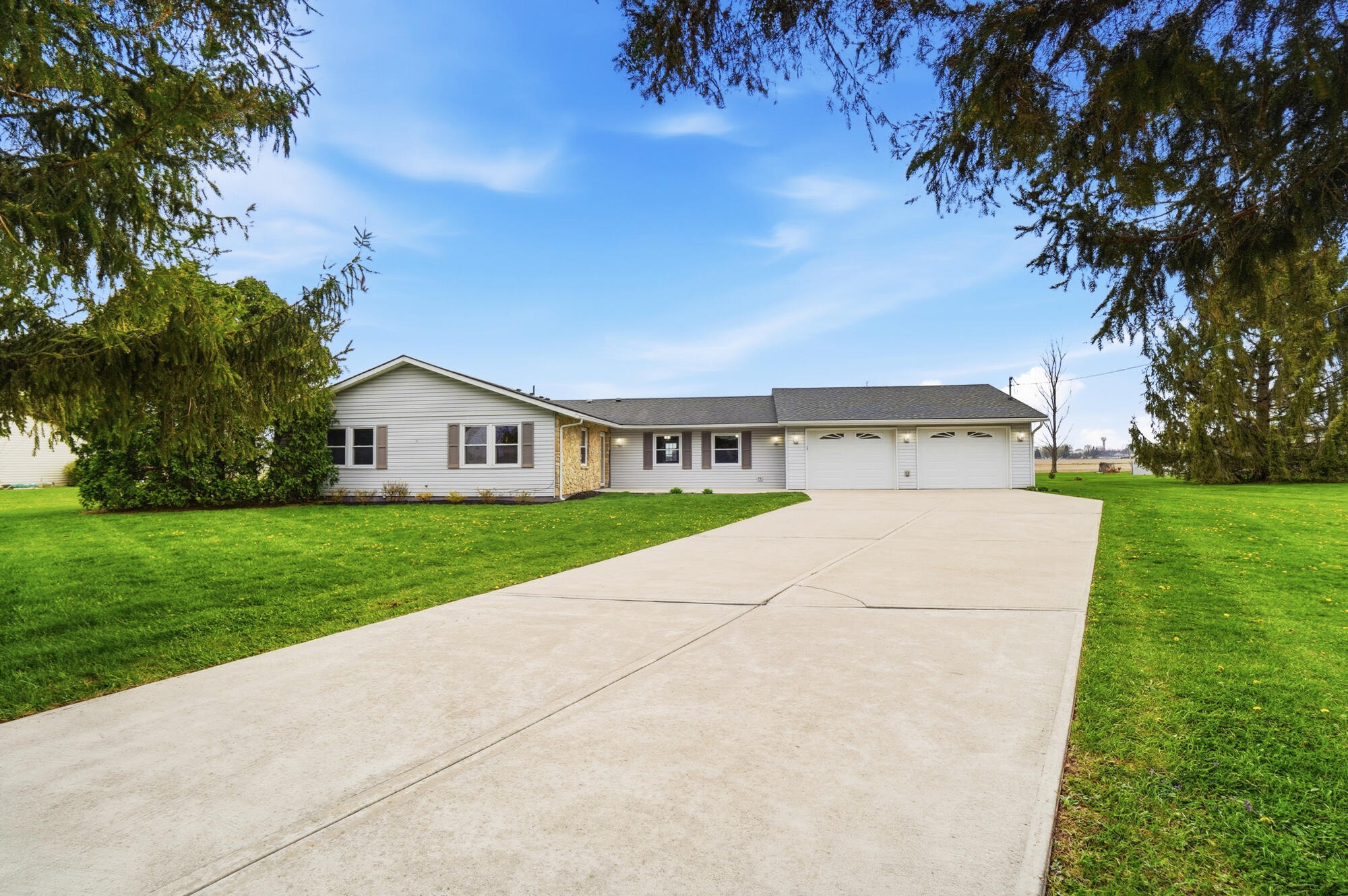 3715 Randee Lane, Springfield, Ohio 45502