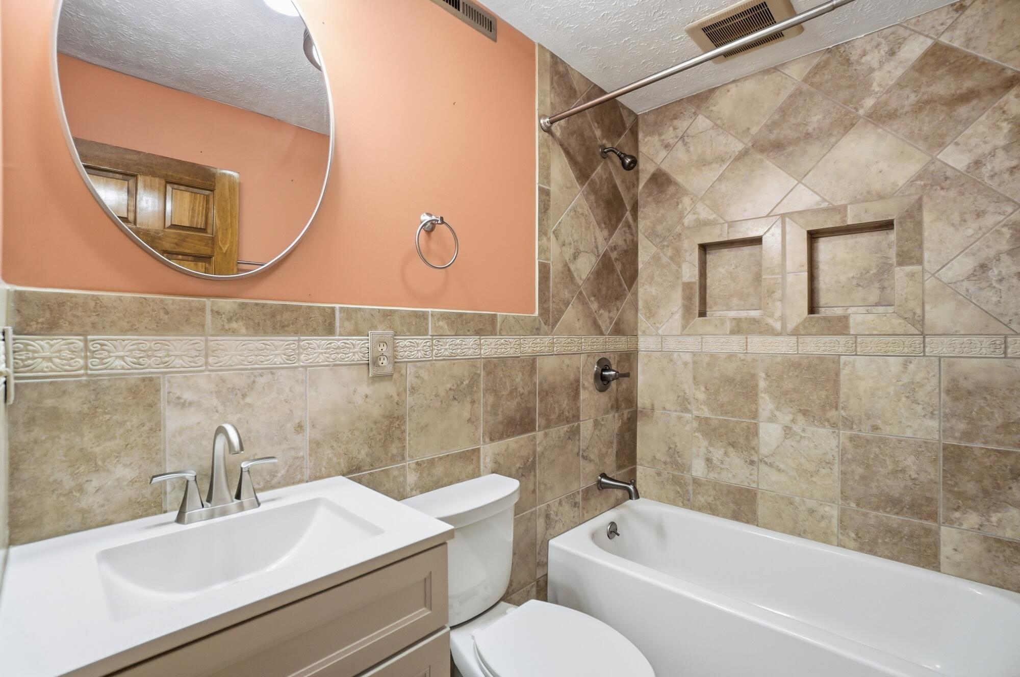 3715 Randee Lane, Springfield, Ohio 45502