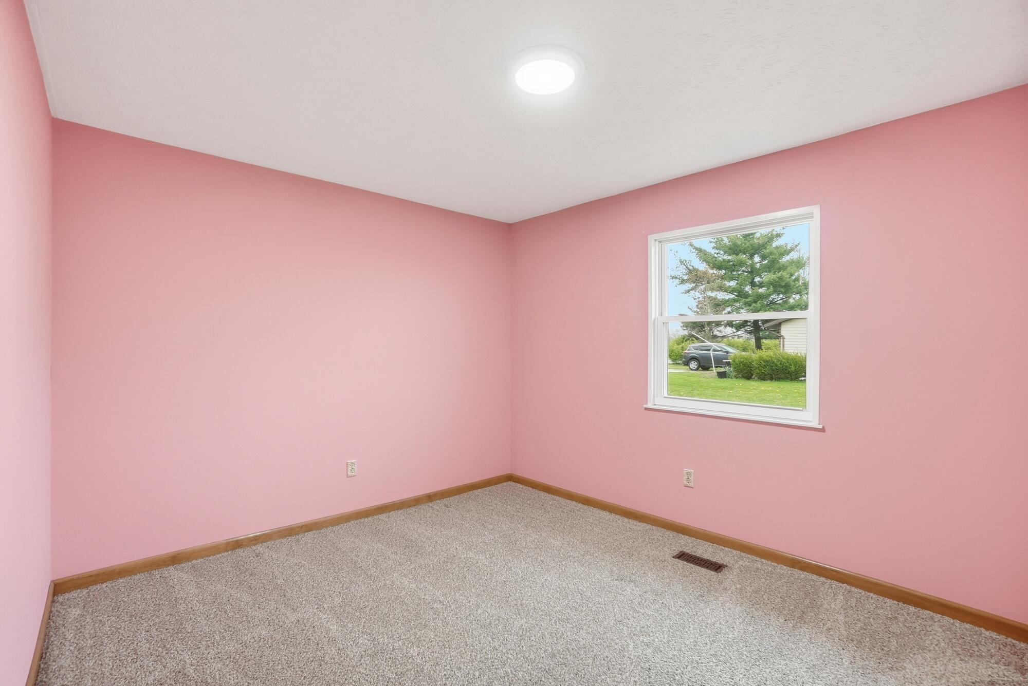 3715 Randee Lane, Springfield, Ohio 45502