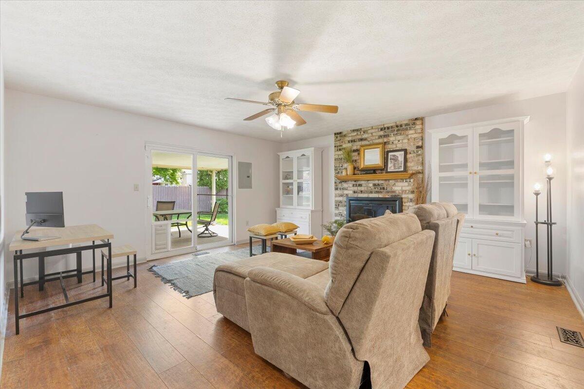 6330 Rangeview Drive, Dayton, Ohio 45415