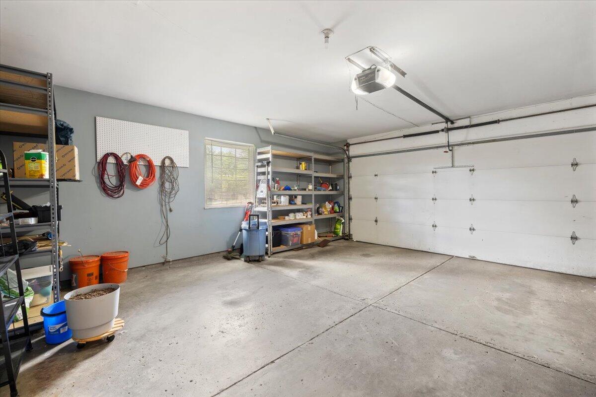 6330 Rangeview Drive, Dayton, Ohio 45415