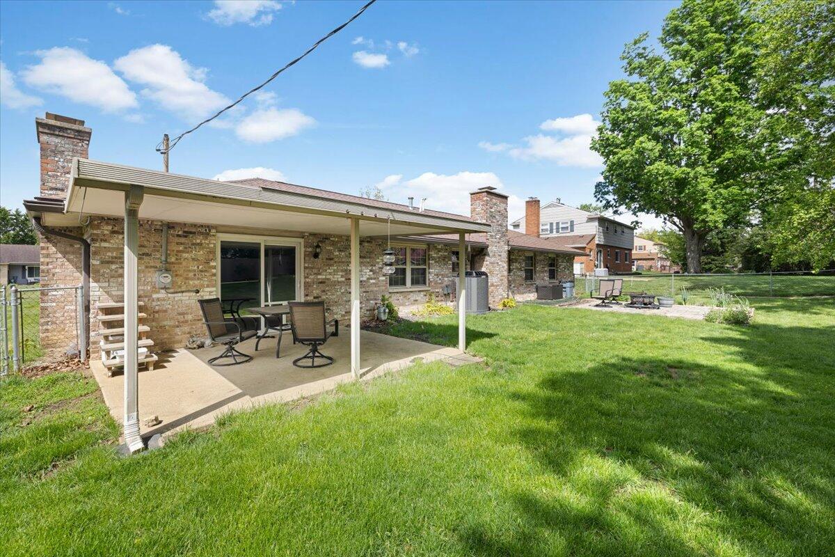 6330 Rangeview Drive, Dayton, Ohio 45415