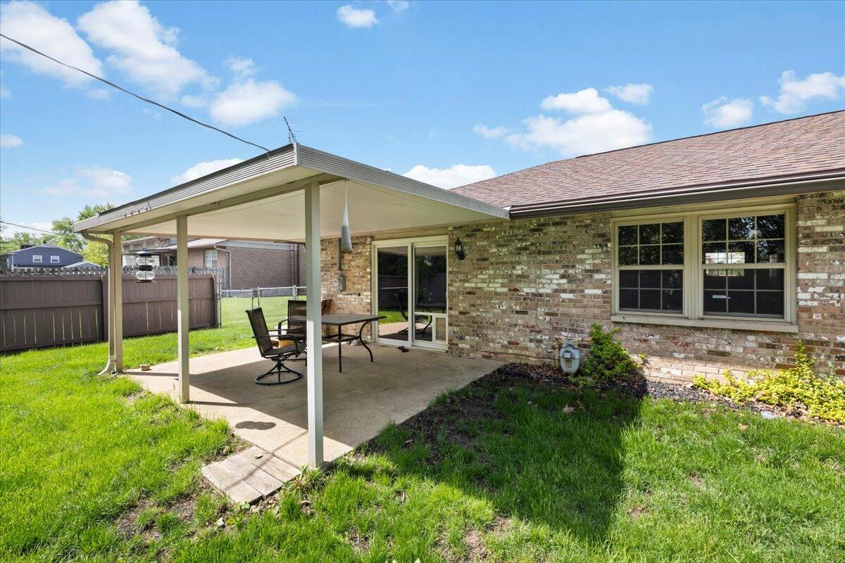 6330 Rangeview Drive, Dayton, Ohio 45415