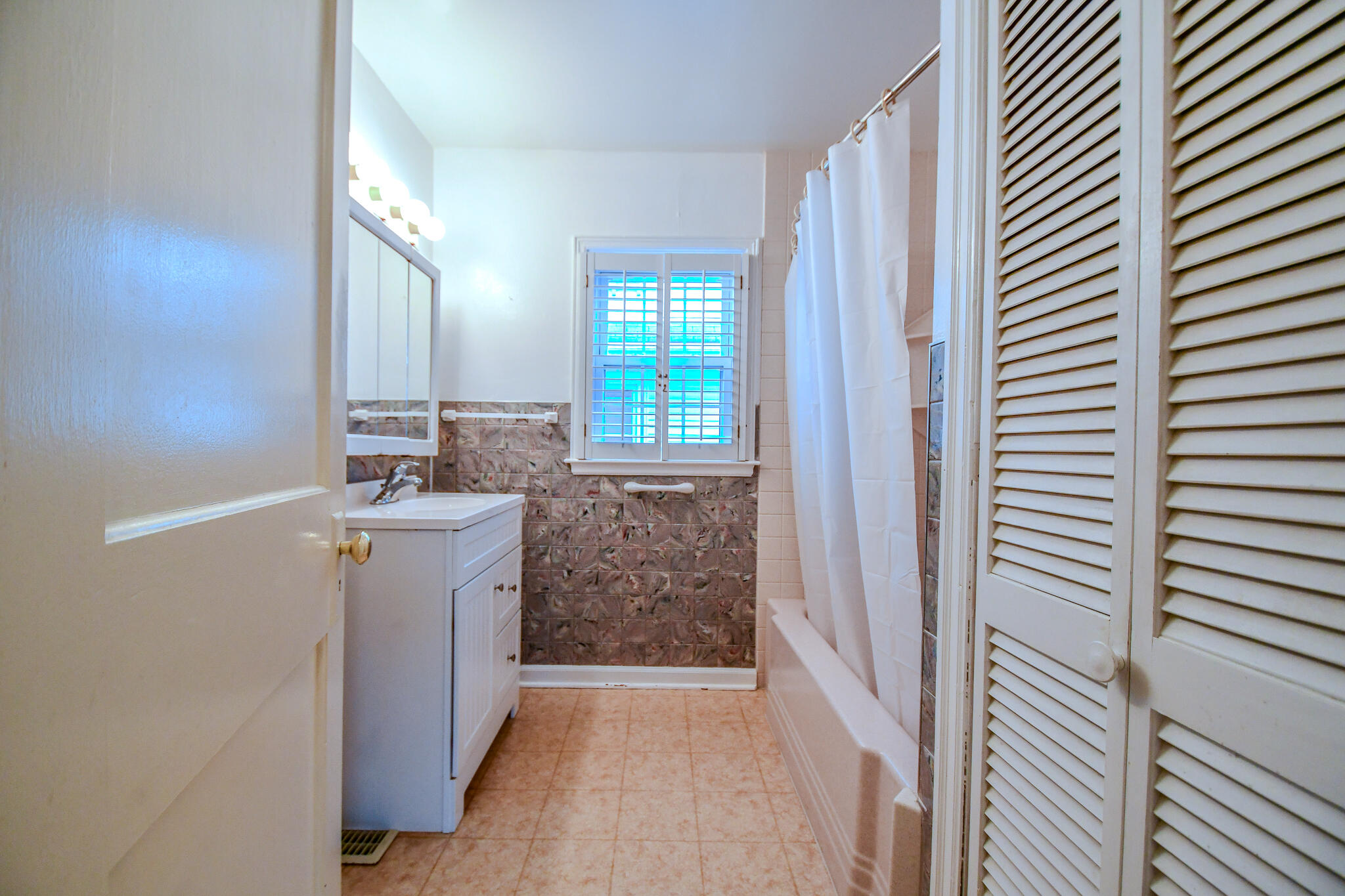 28 Vincent Avenue, Troy, Ohio 45373