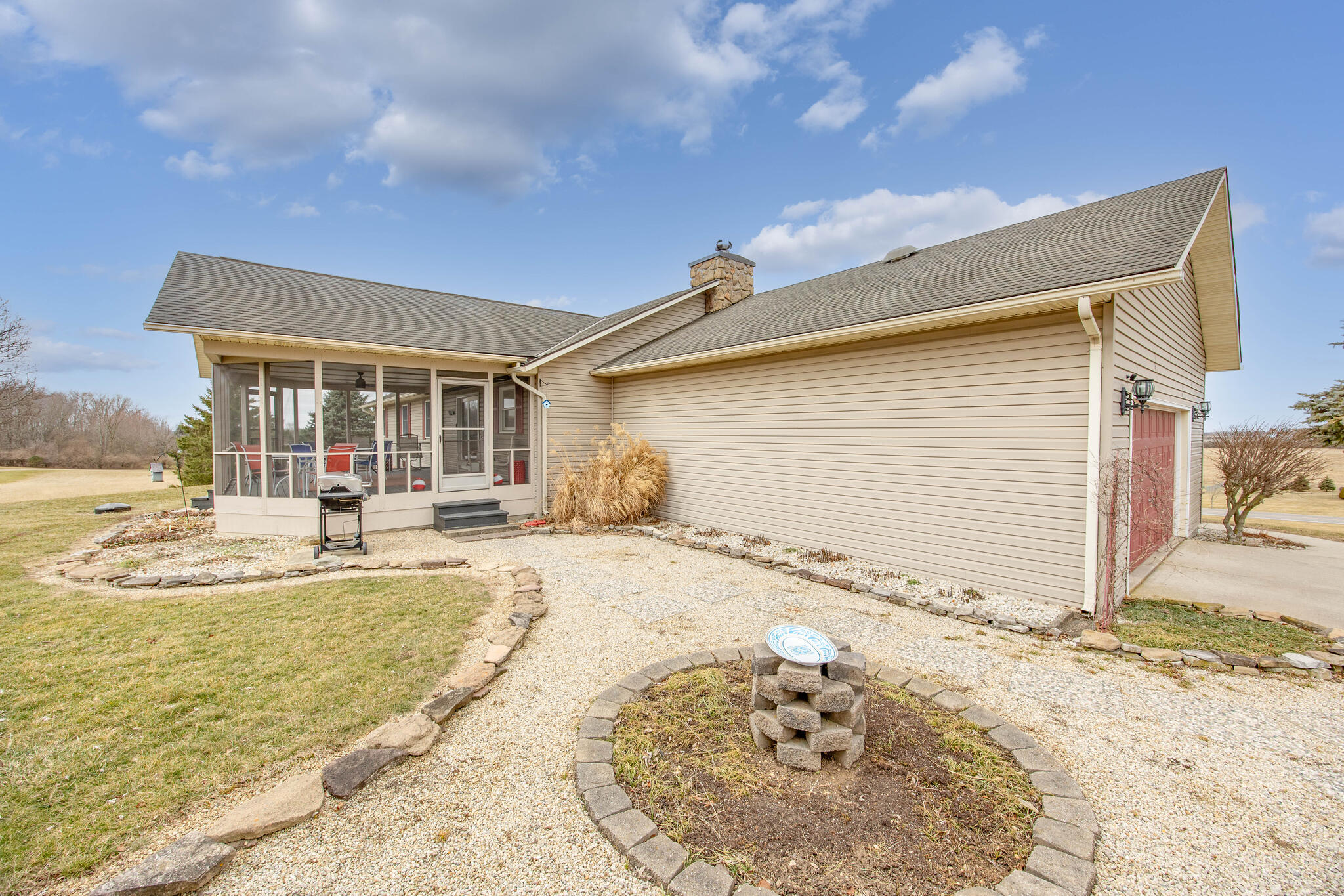 3181 County Road 18, Bellefontaine, Ohio 43311