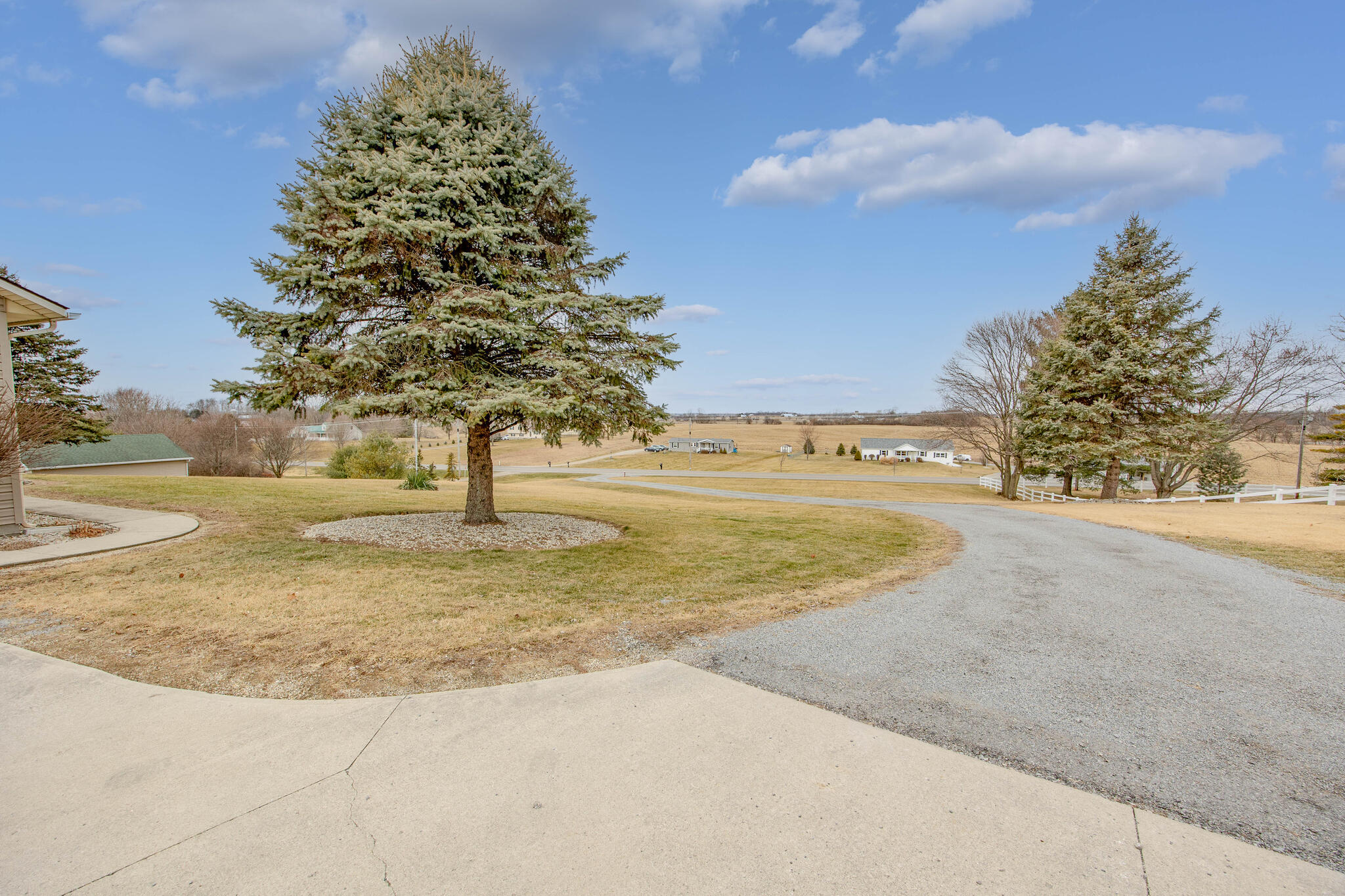 3181 County Road 18, Bellefontaine, Ohio 43311