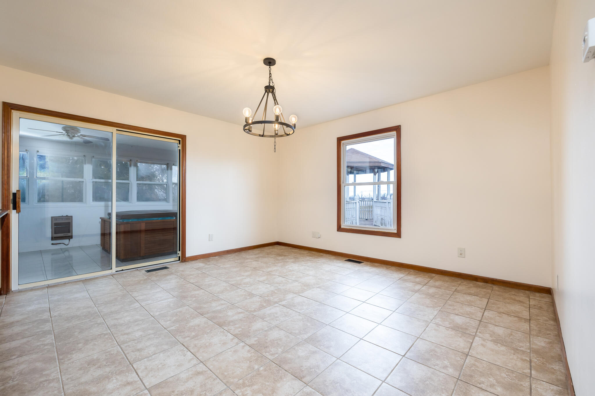 6990 Sunfish Drive, Huntsville, Ohio 43324