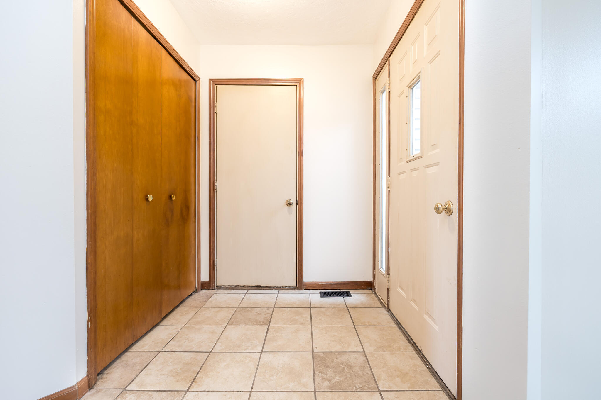 6990 Sunfish Drive, Huntsville, Ohio 43324