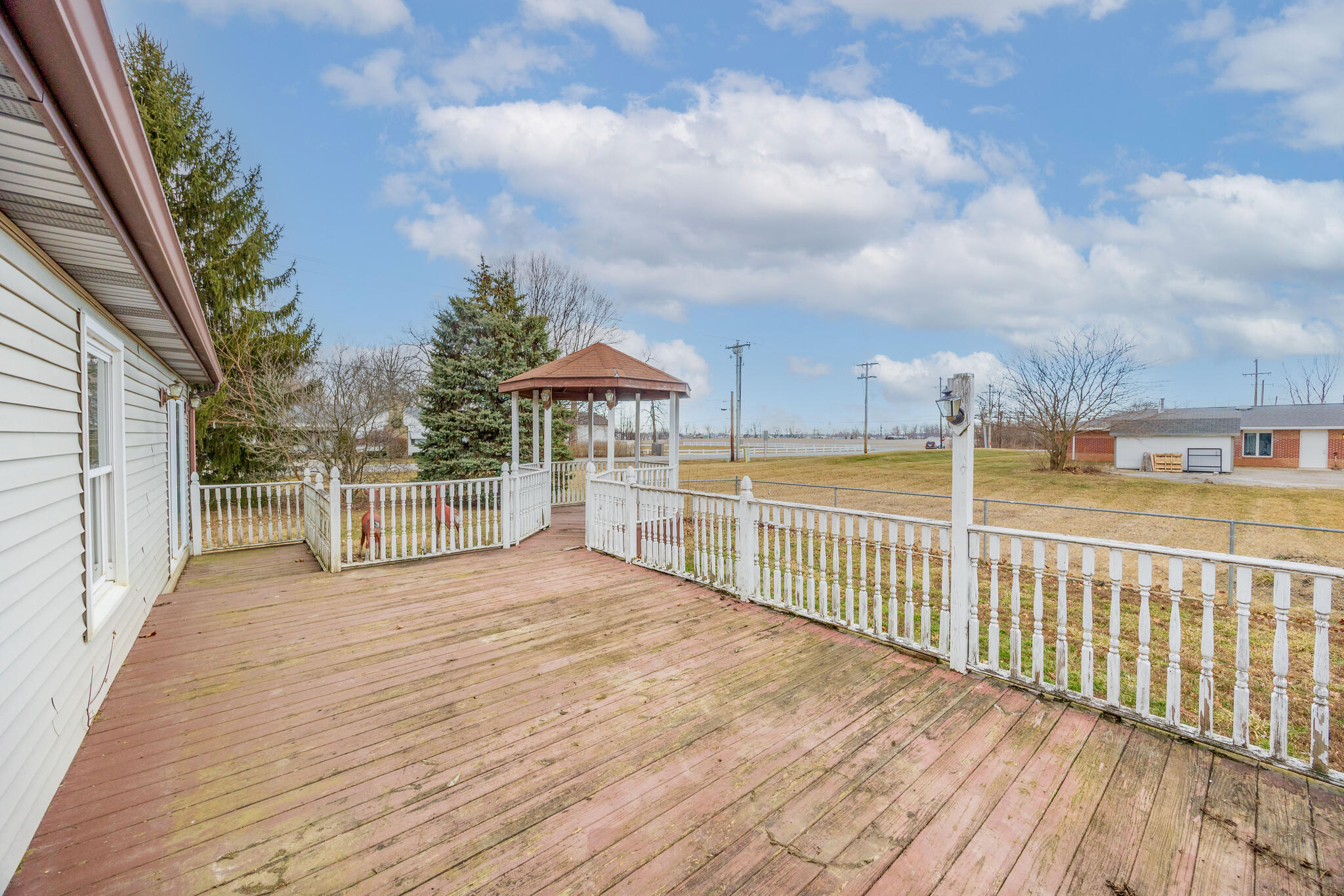 6990 Sunfish Drive, Huntsville, Ohio 43324