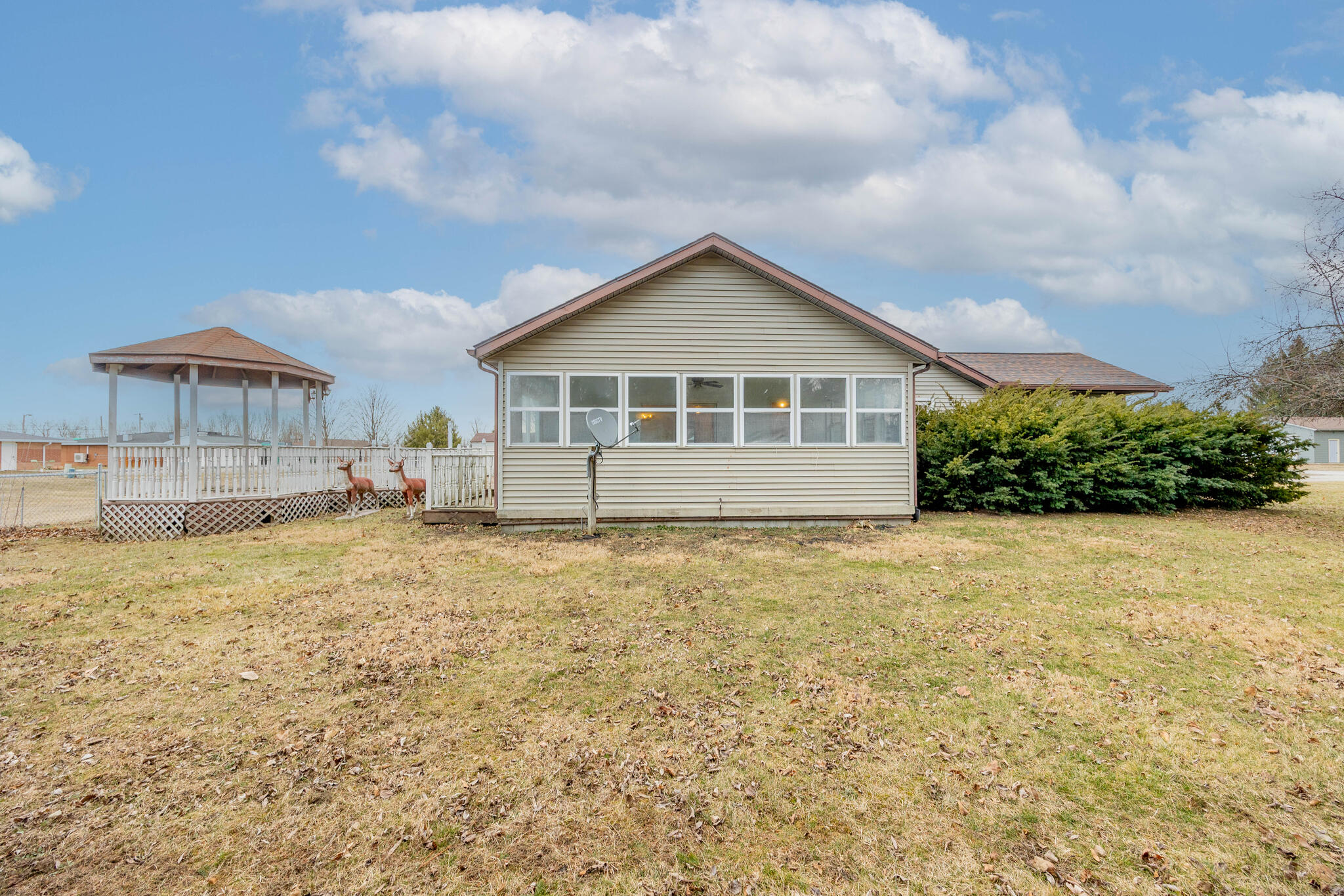 6990 Sunfish Drive, Huntsville, Ohio 43324