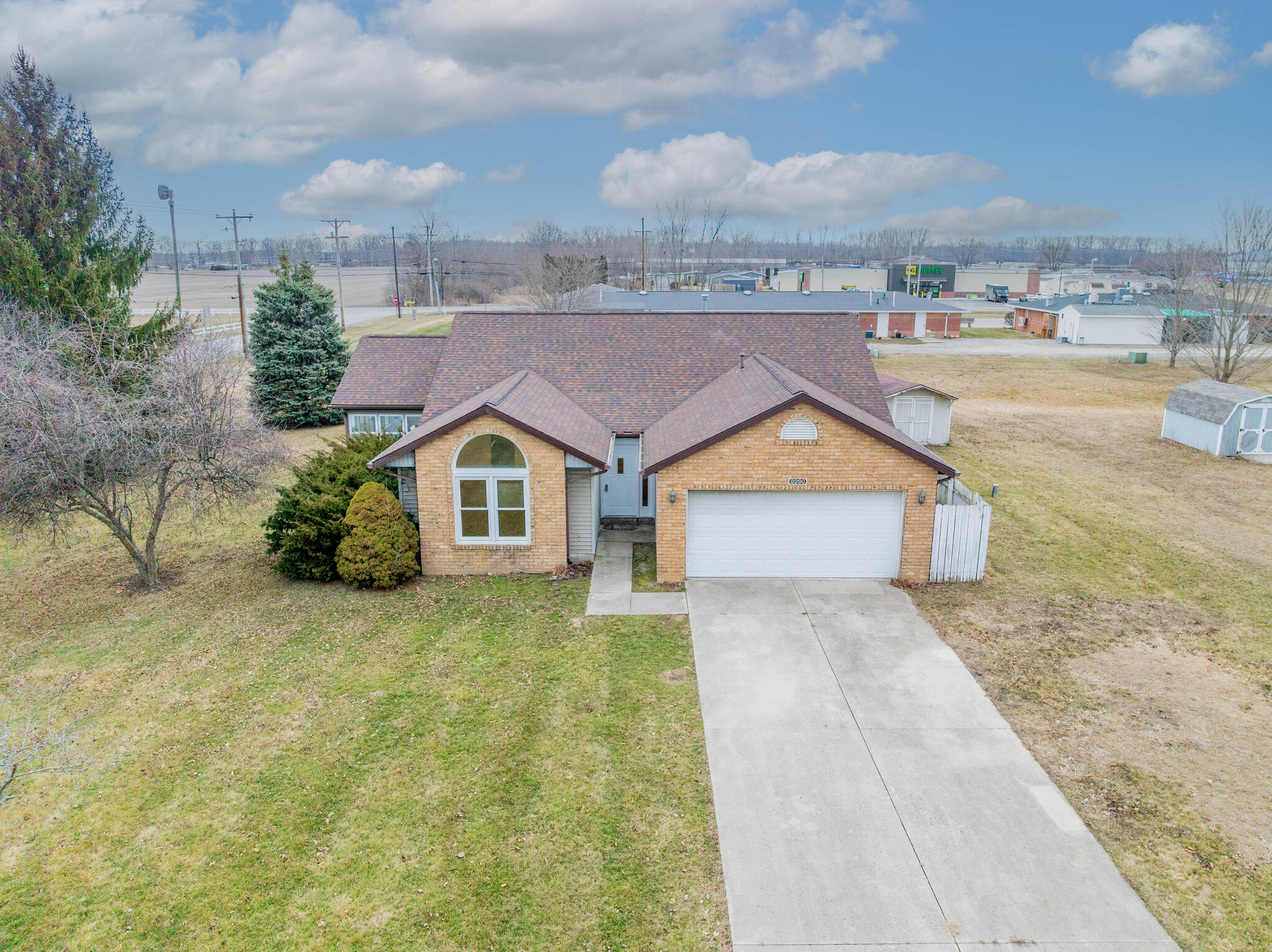 6990 Sunfish Drive, Huntsville, Ohio 43324