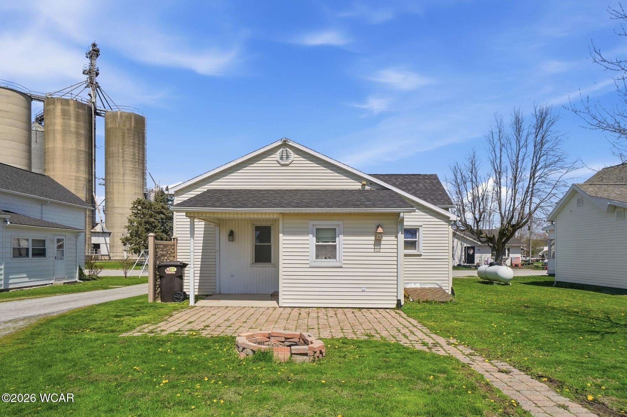 105 Water Street, Buckland, Ohio