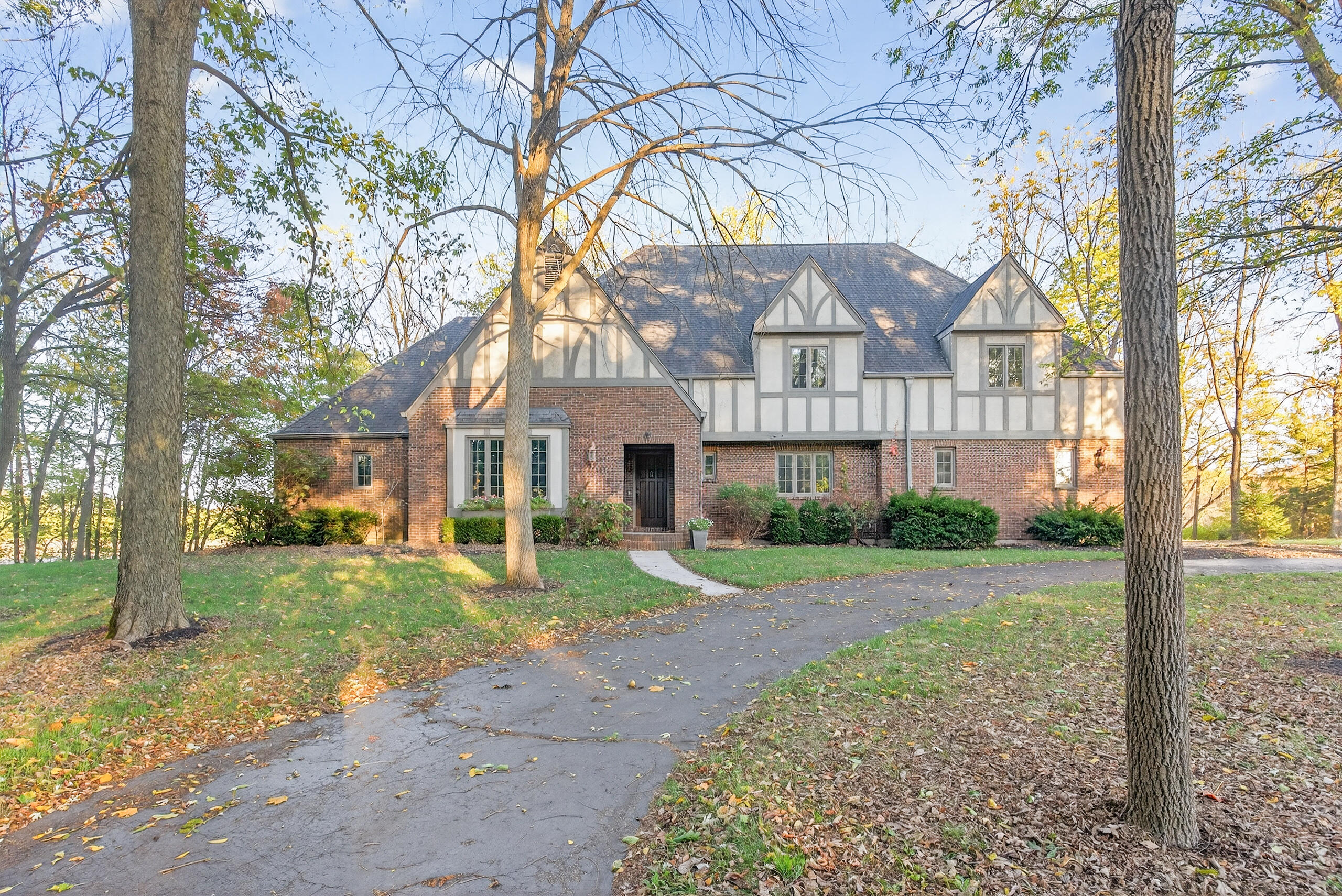 1160 Premwood Drive, Troy, Ohio 45373