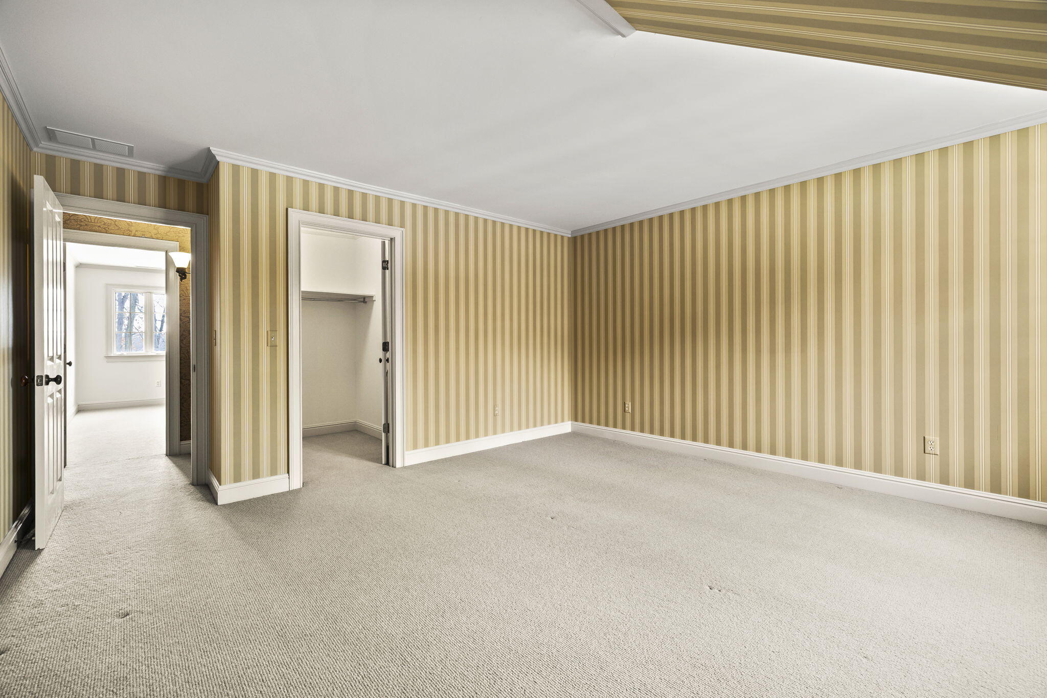 1160 Premwood Drive, Troy, Ohio 45373