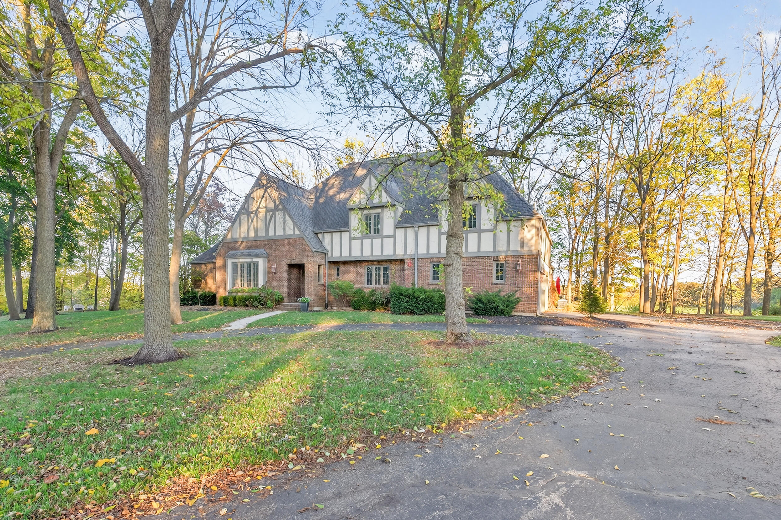 1160 Premwood Drive, Troy, Ohio 45373