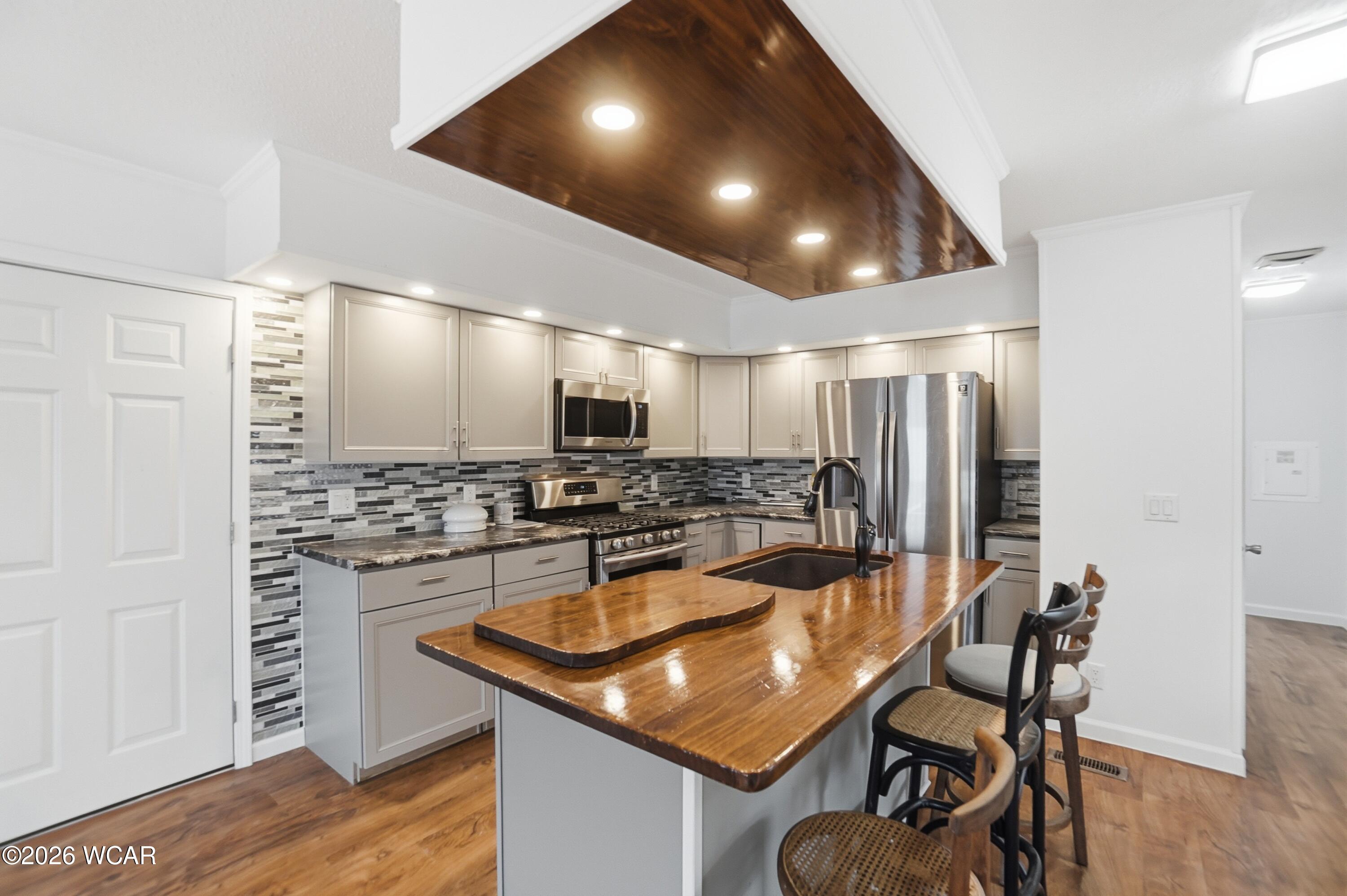 737 Lakeridge Drive, Lima, Ohio