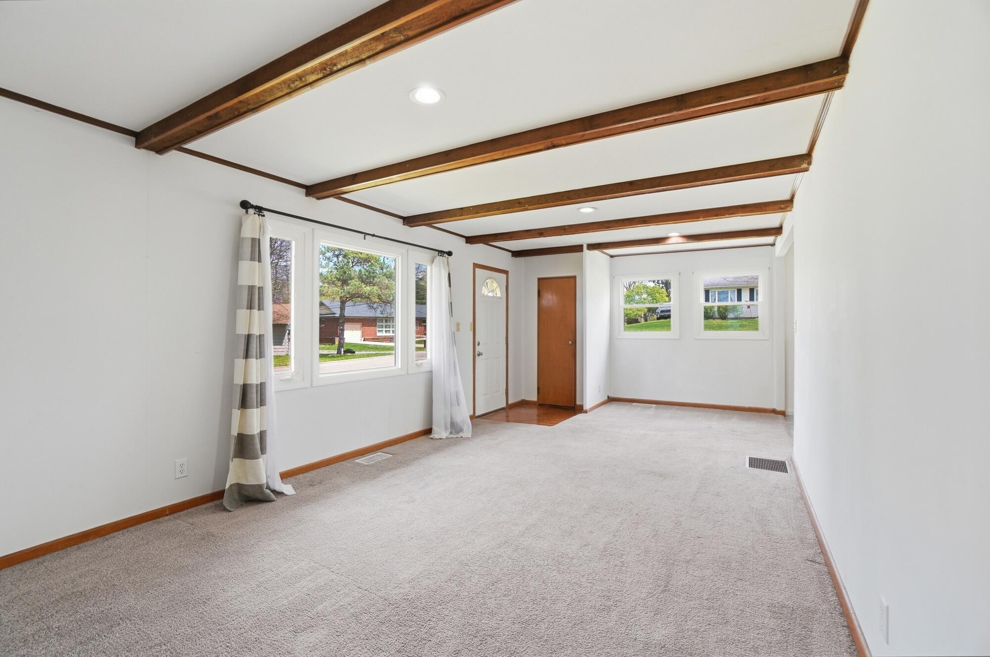 818 Brookwood Drive, Bellefontaine, Ohio 43311