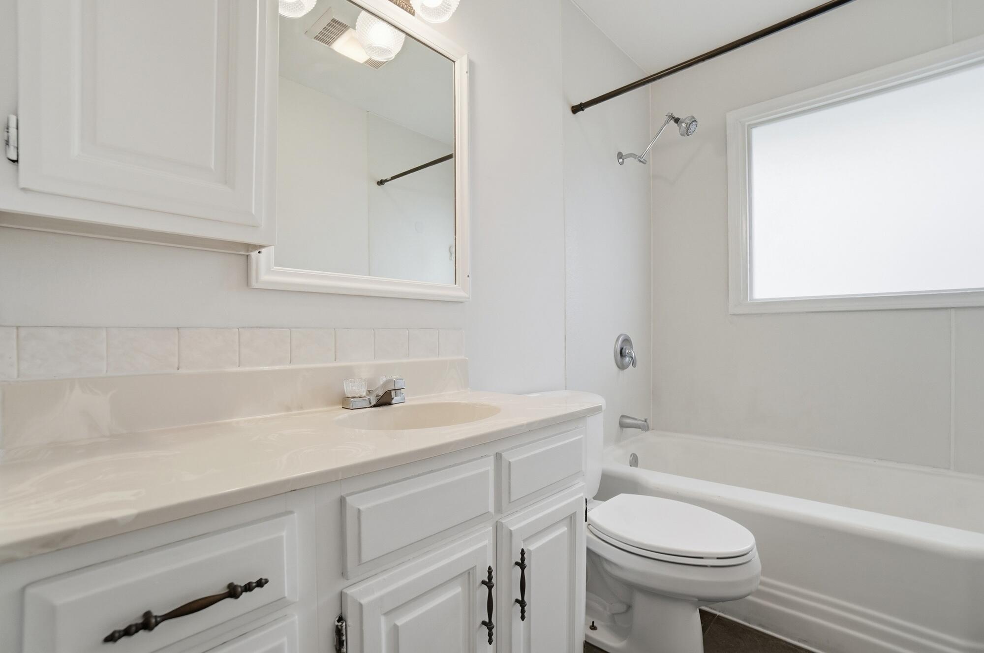 818 Brookwood Drive, Bellefontaine, Ohio 43311