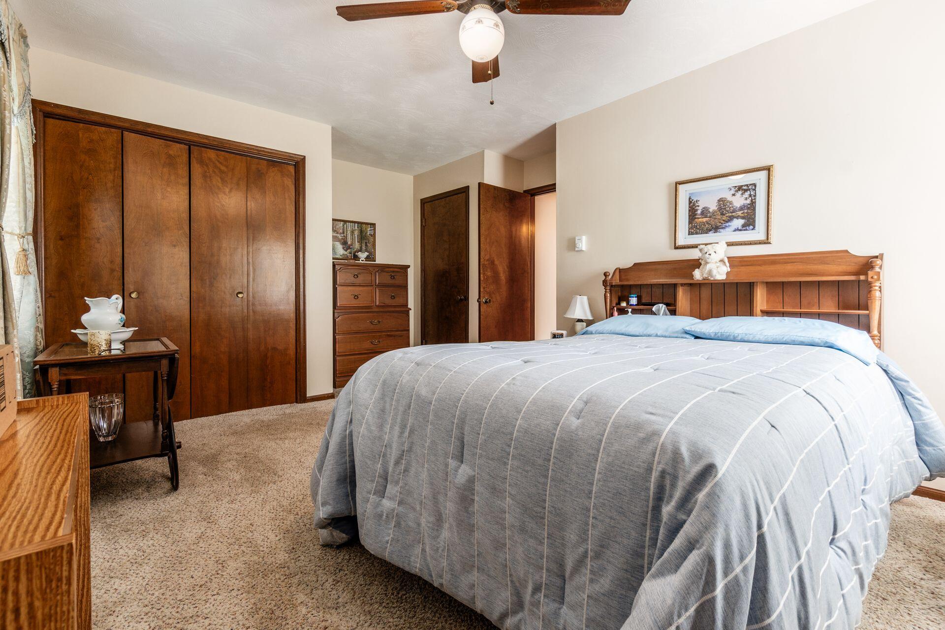 1200 Spring Valley Road, London, Ohio 43140