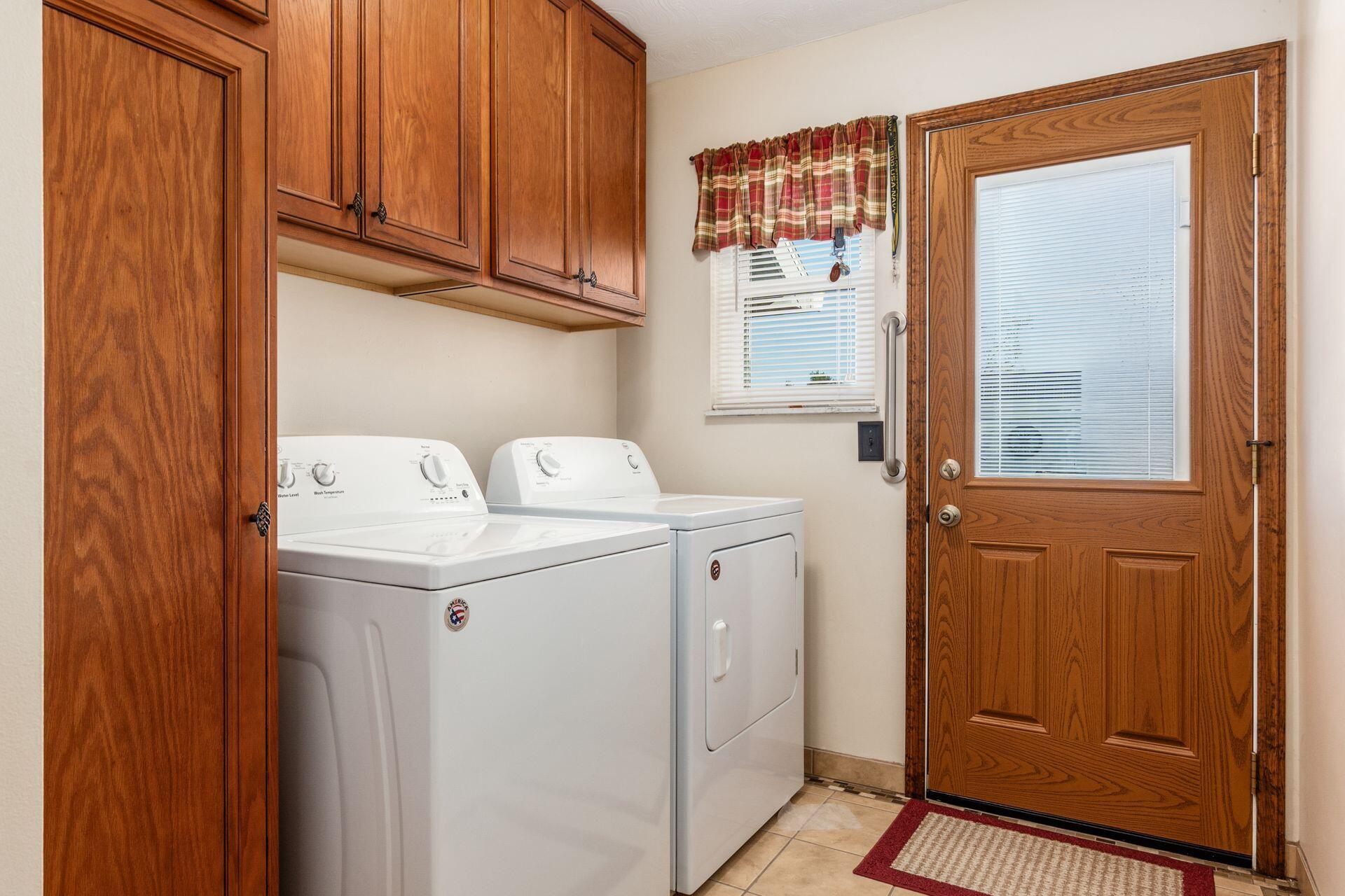 1200 Spring Valley Road, London, Ohio 43140