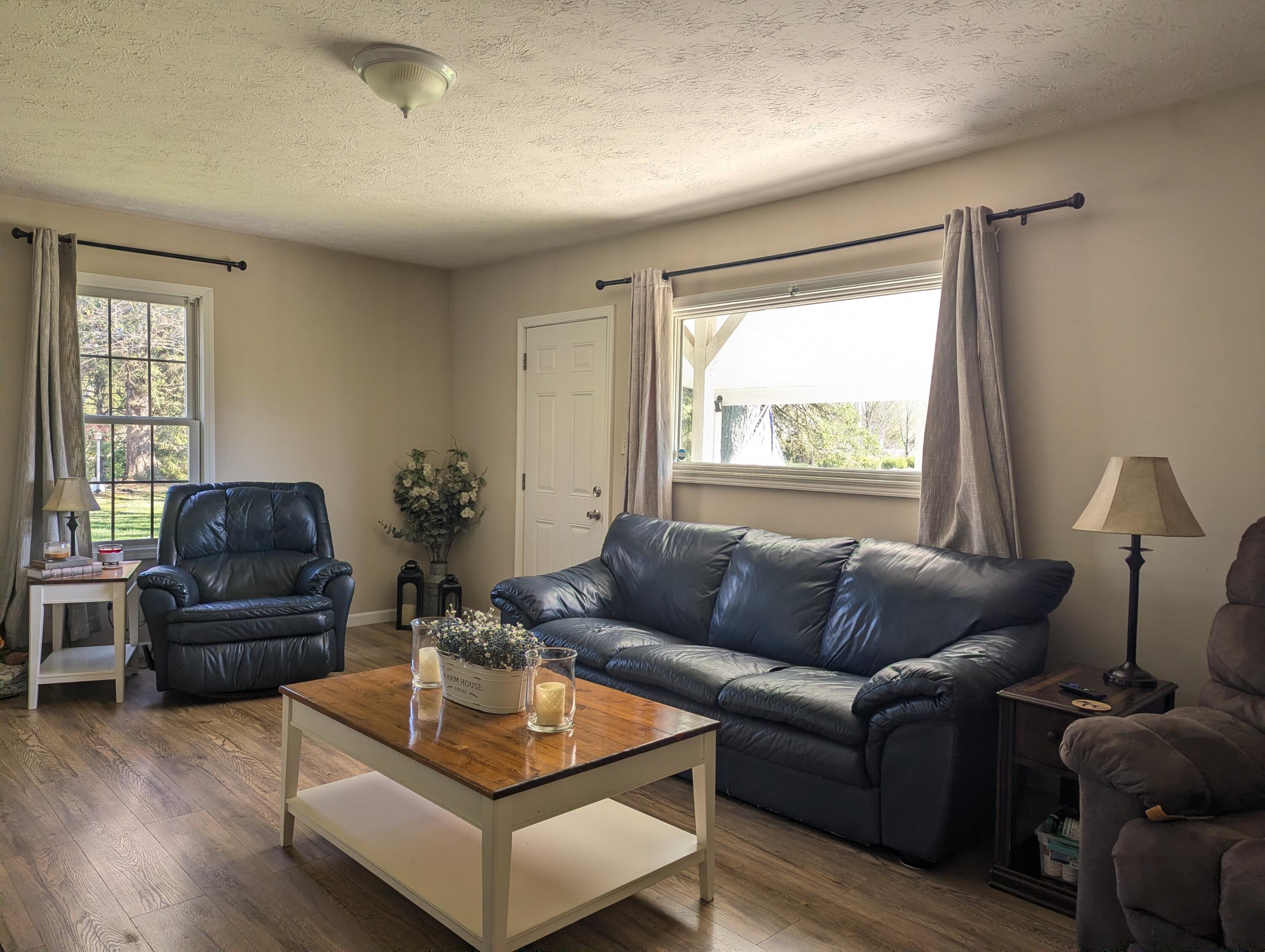 1042 Willow Road, Springfield, Ohio 45502