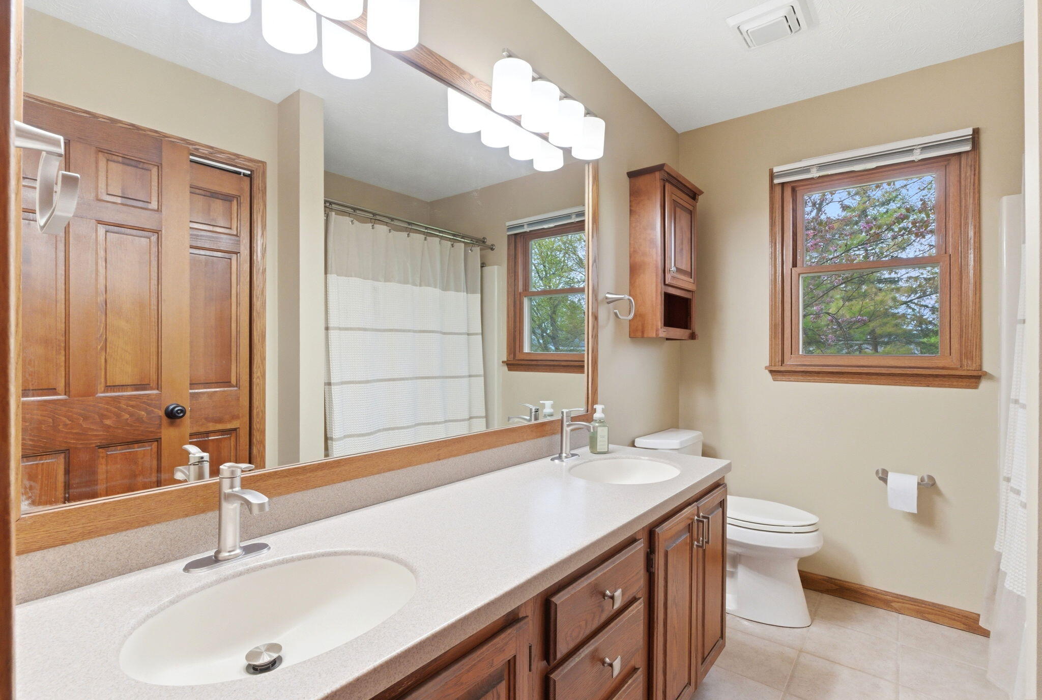 1536 Brook Park Drive, Troy, Ohio 45373