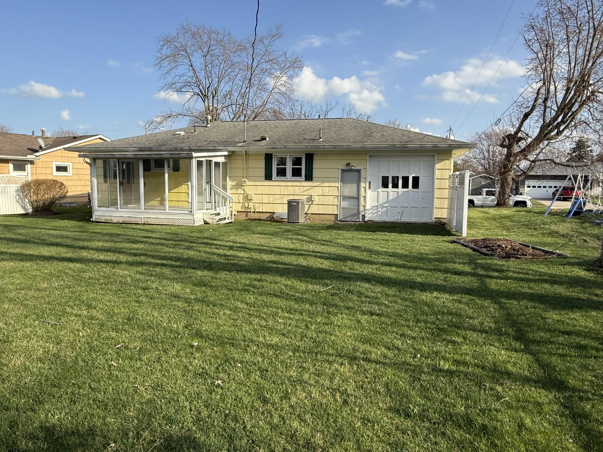 41 Westmoor Drive, London, Ohio 43140