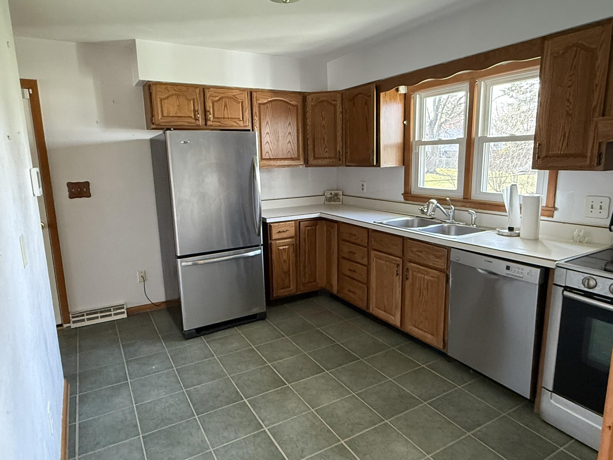 41 Westmoor Drive, London, Ohio 43140