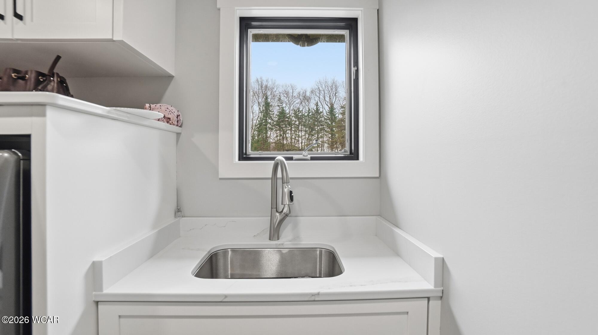 1213 Hidden Brook Drive, Hicksville, Ohio