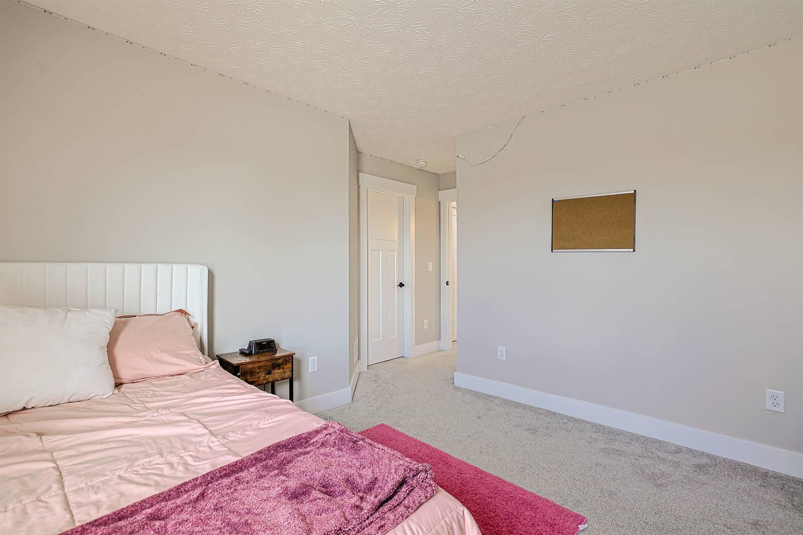 6853 Zerkle Road, Springfield, Ohio 45502