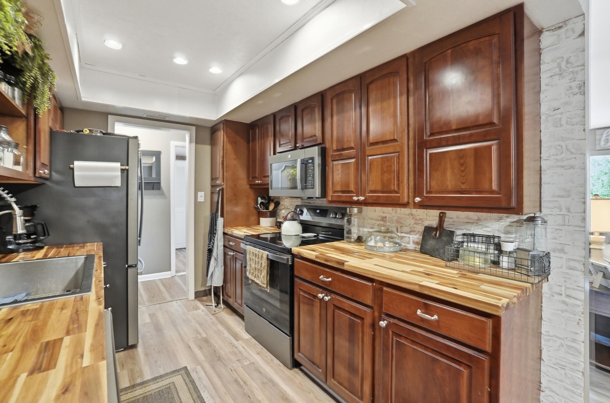 1755 Shawnee Road, Lima, Ohio 45805