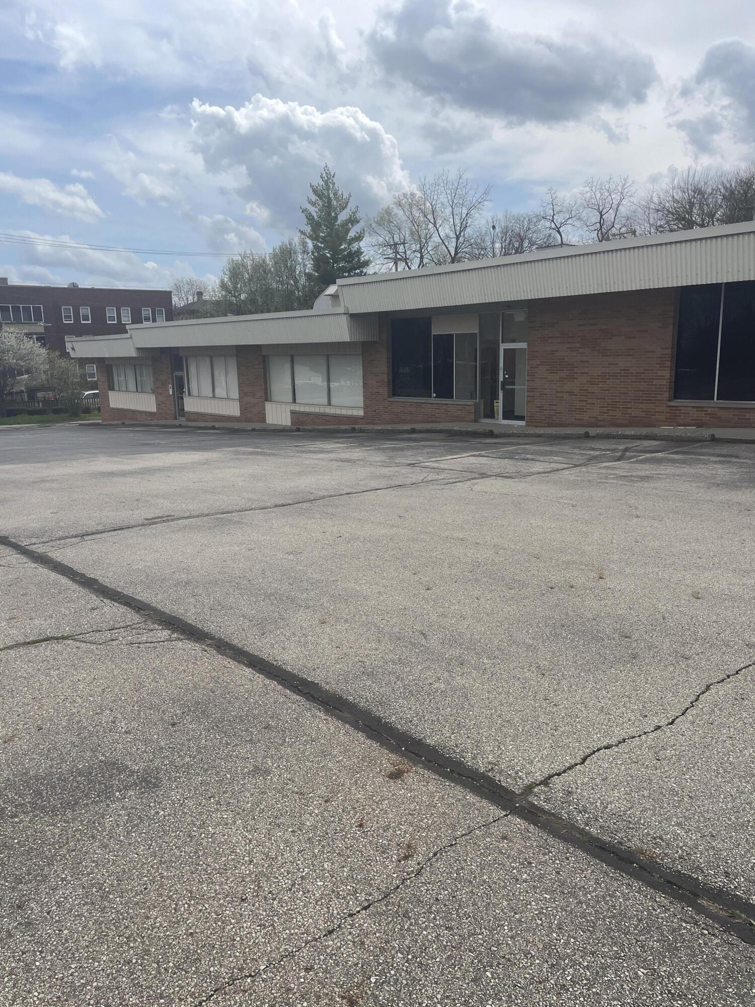 1 Pleasant Street, Springfield, Ohio 45506