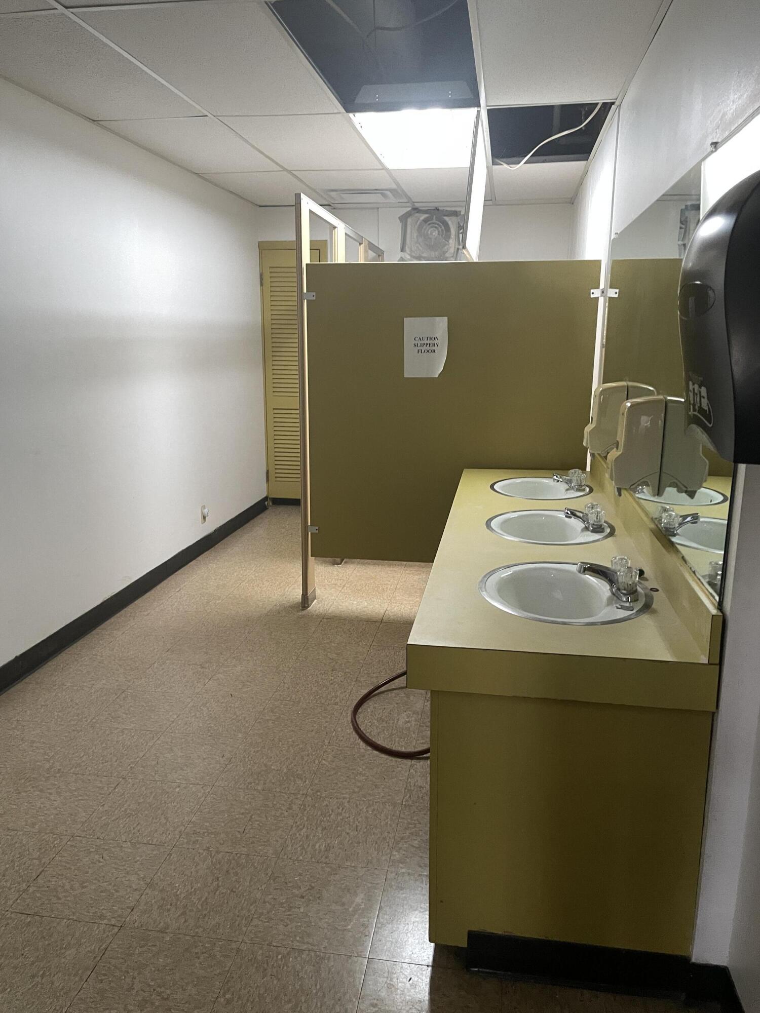 1 Pleasant Street, Springfield, Ohio 45506