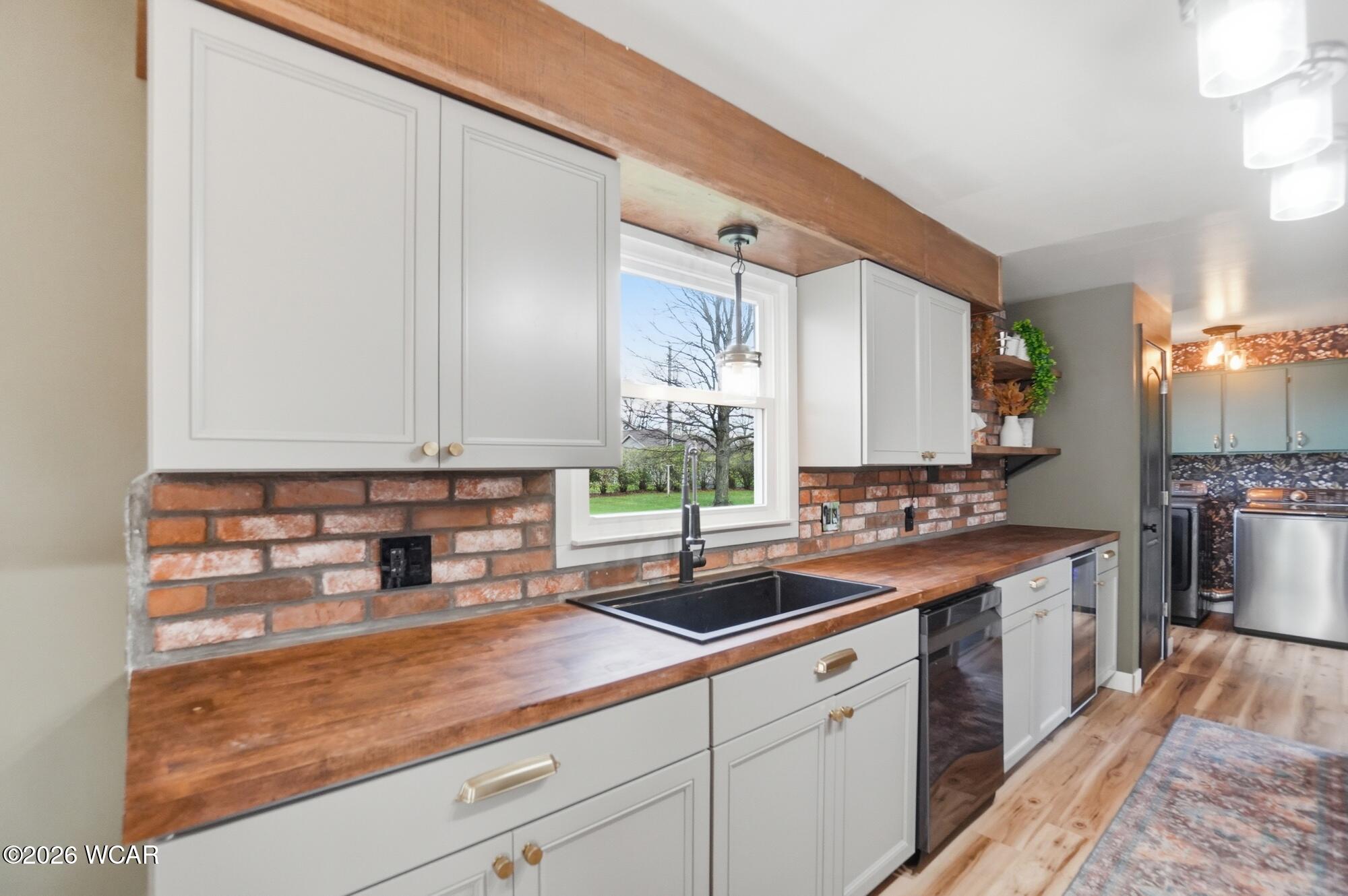 414 North Avenue, Ada, Ohio