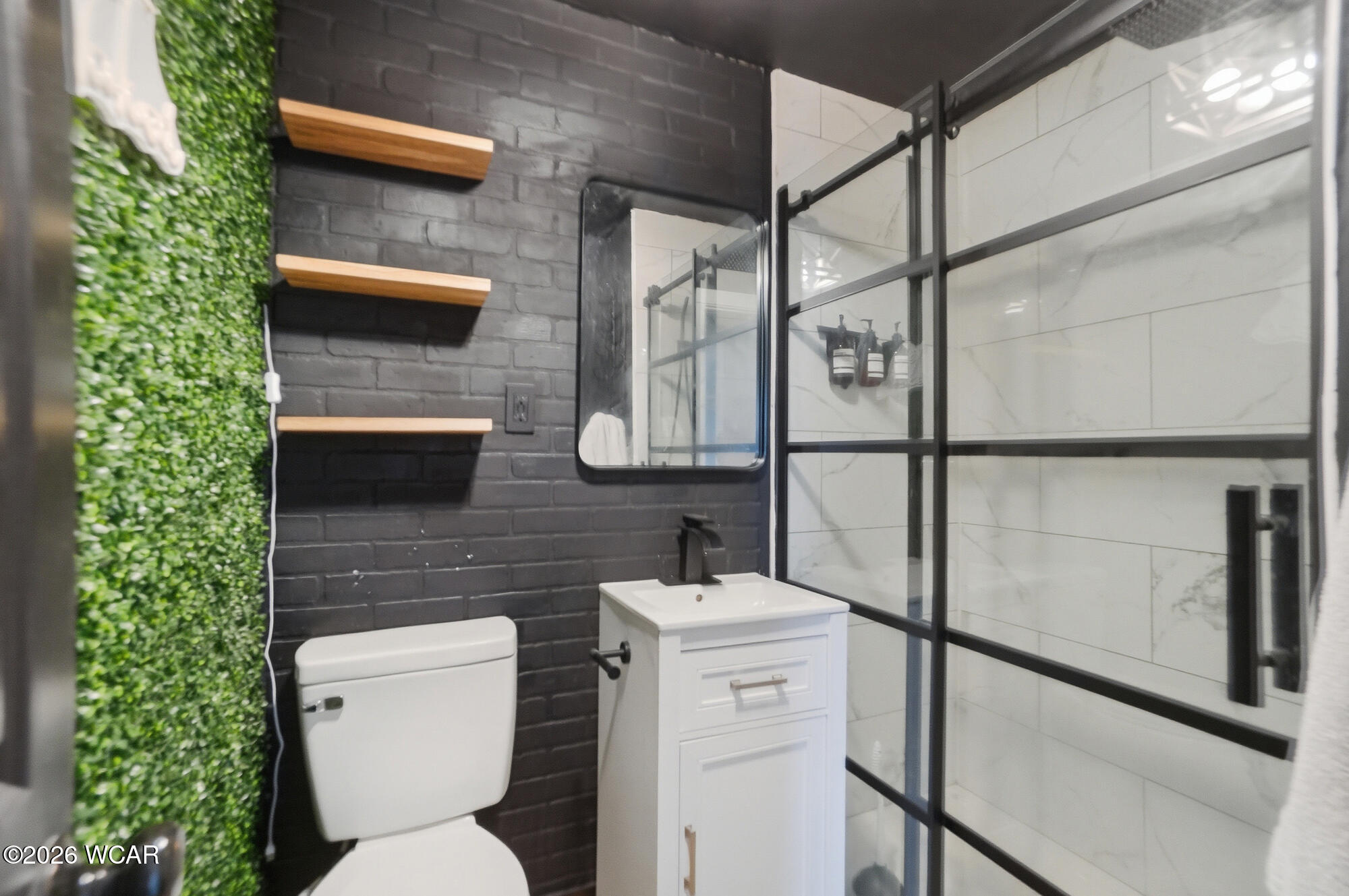 414 North Avenue, Ada, Ohio