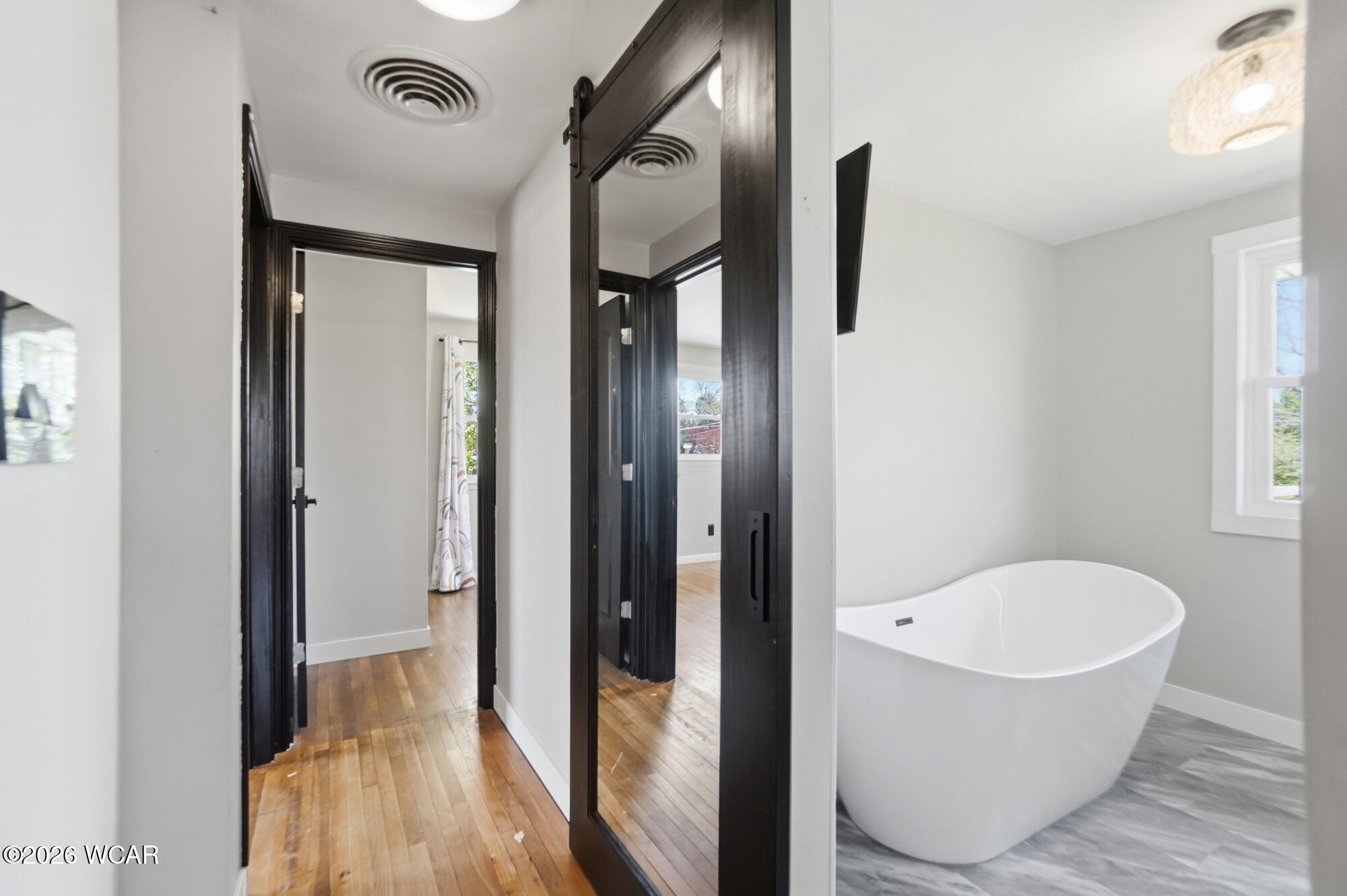 414 North Avenue, Ada, Ohio