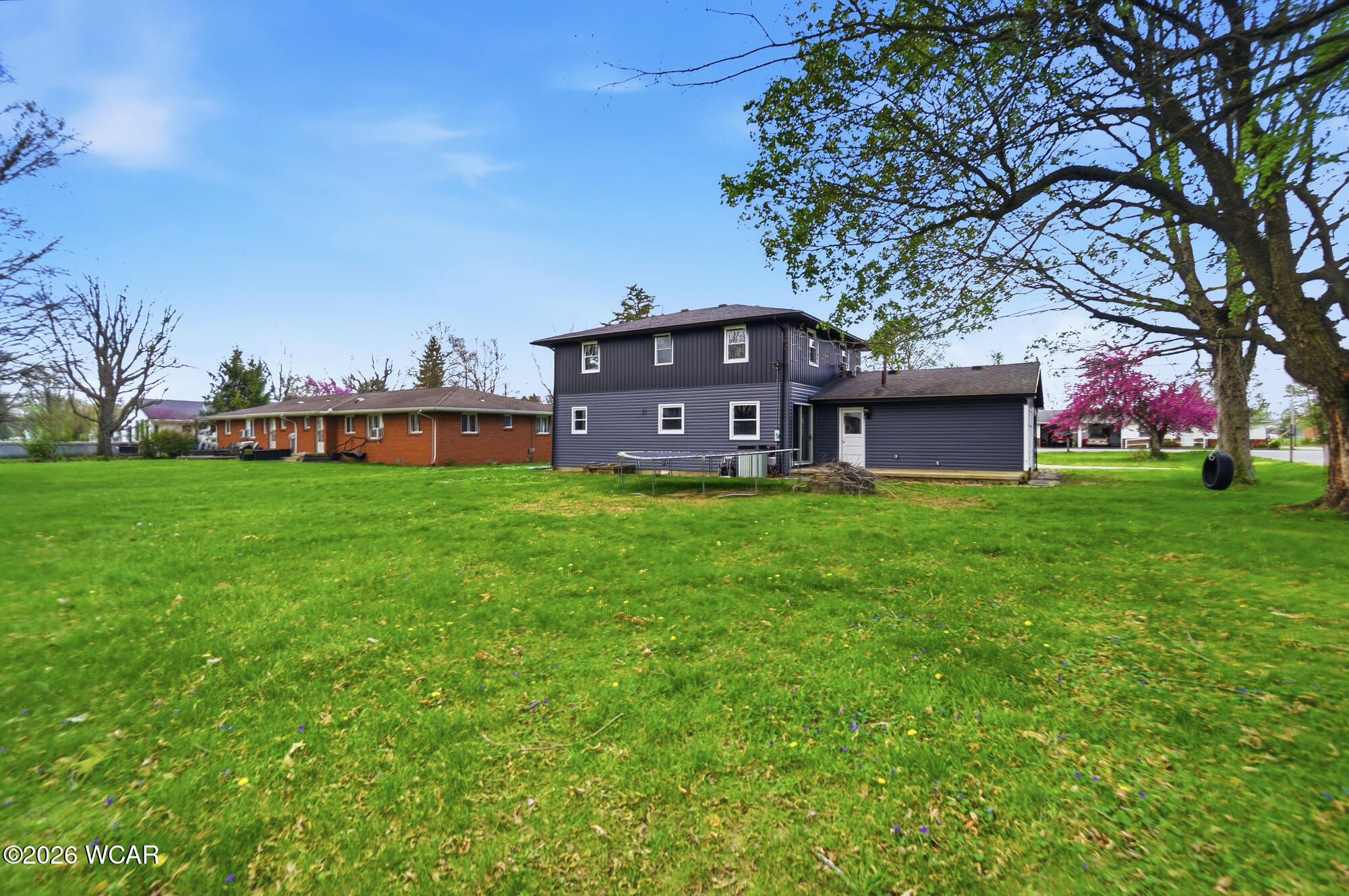 414 North Avenue, Ada, Ohio