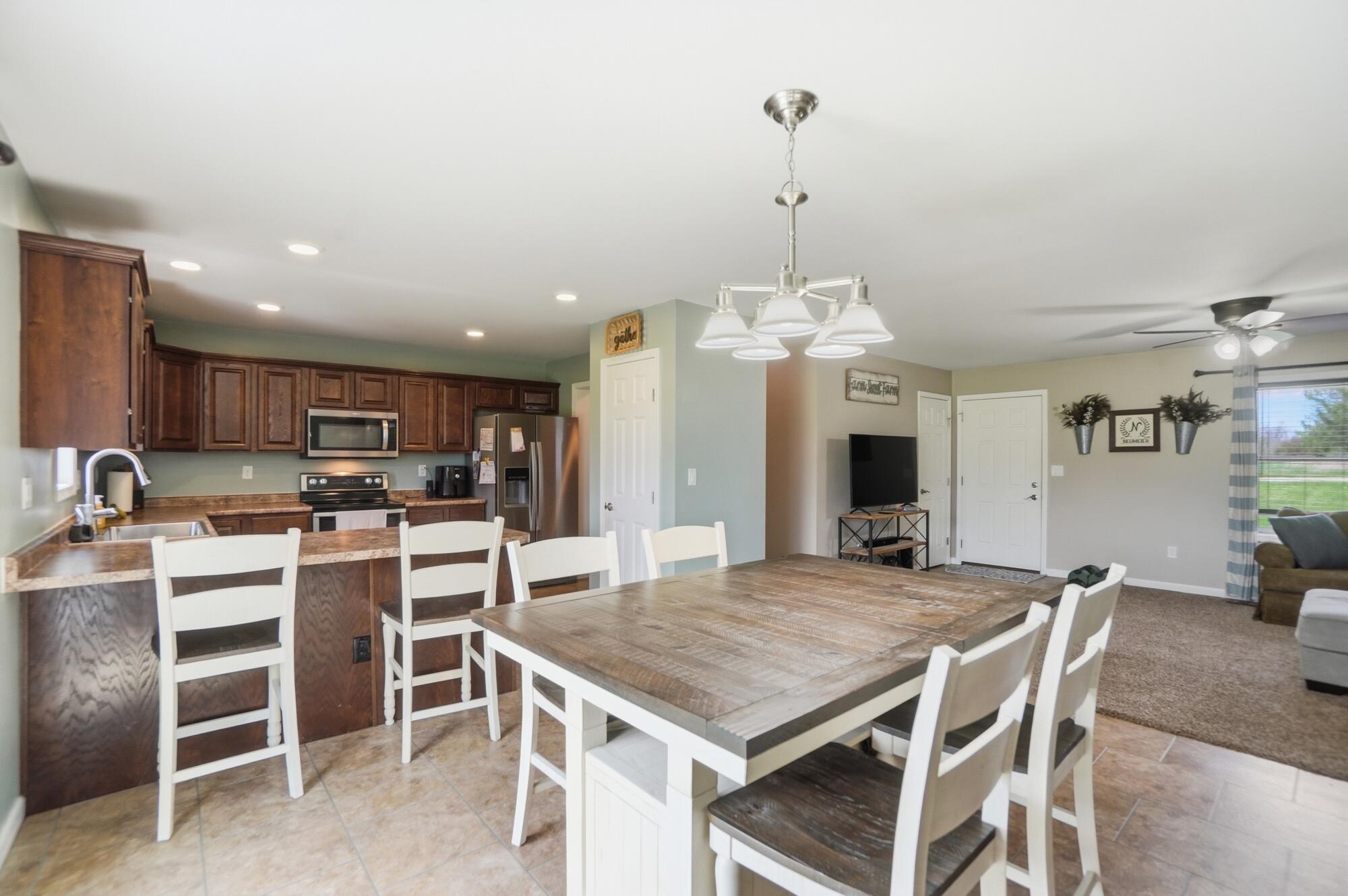 17138 National Road, Wapakoneta, Ohio 45895