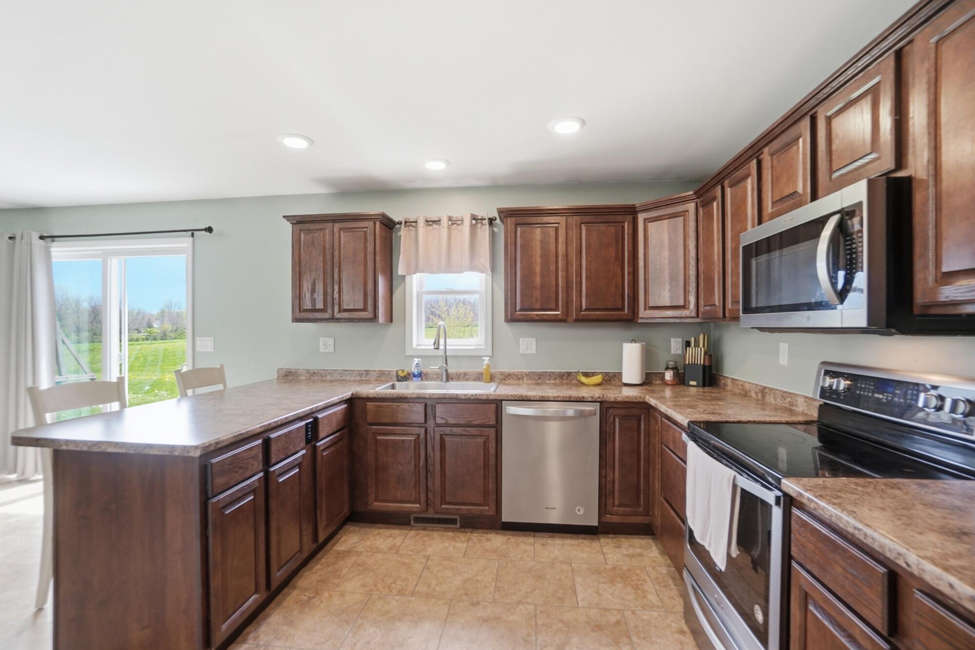 17138 National Road, Wapakoneta, Ohio 45895