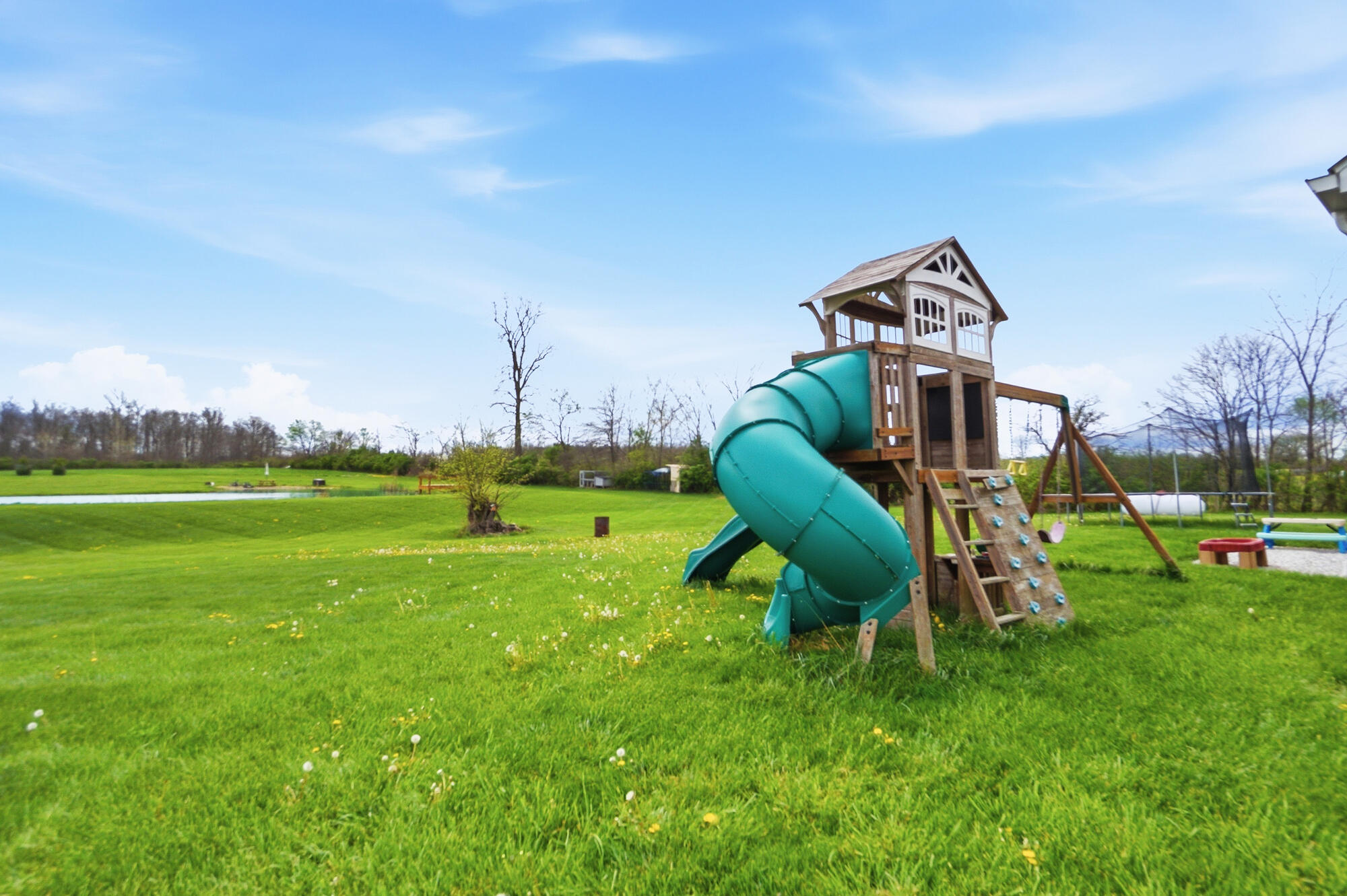 17138 National Road, Wapakoneta, Ohio 45895