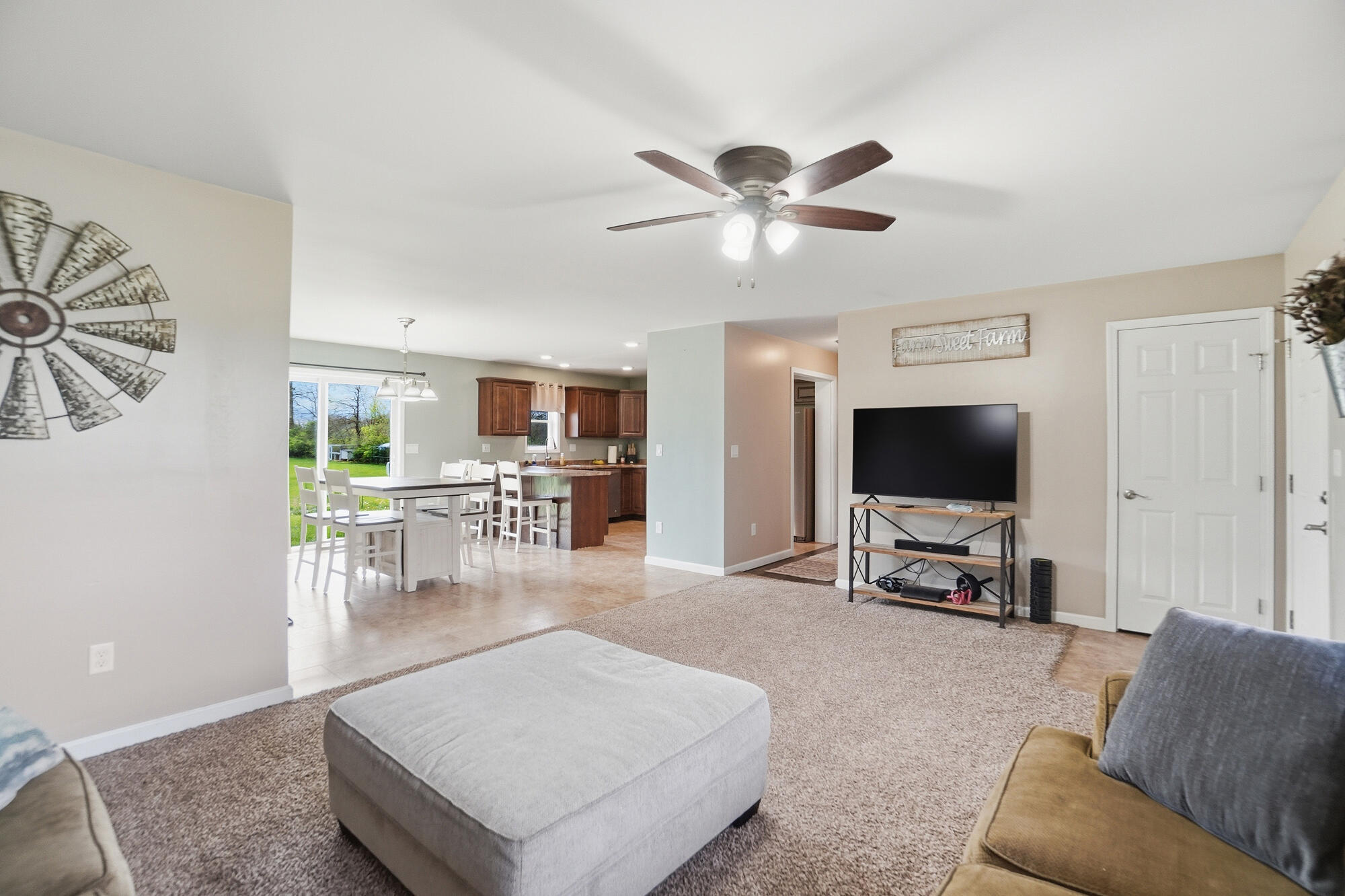 17138 National Road, Wapakoneta, Ohio 45895