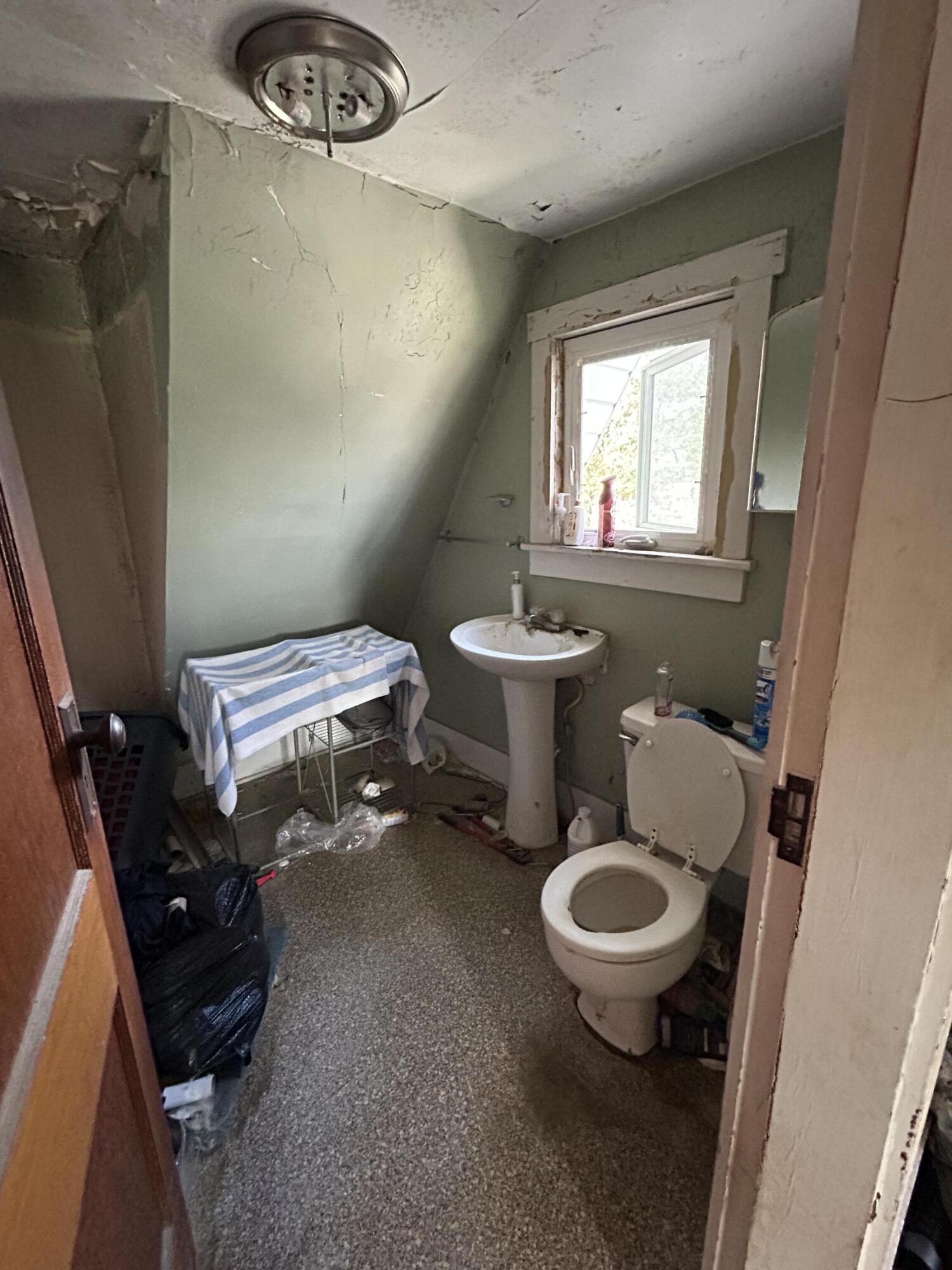 105 Sunset Drive, Russells Point, Ohio 43348