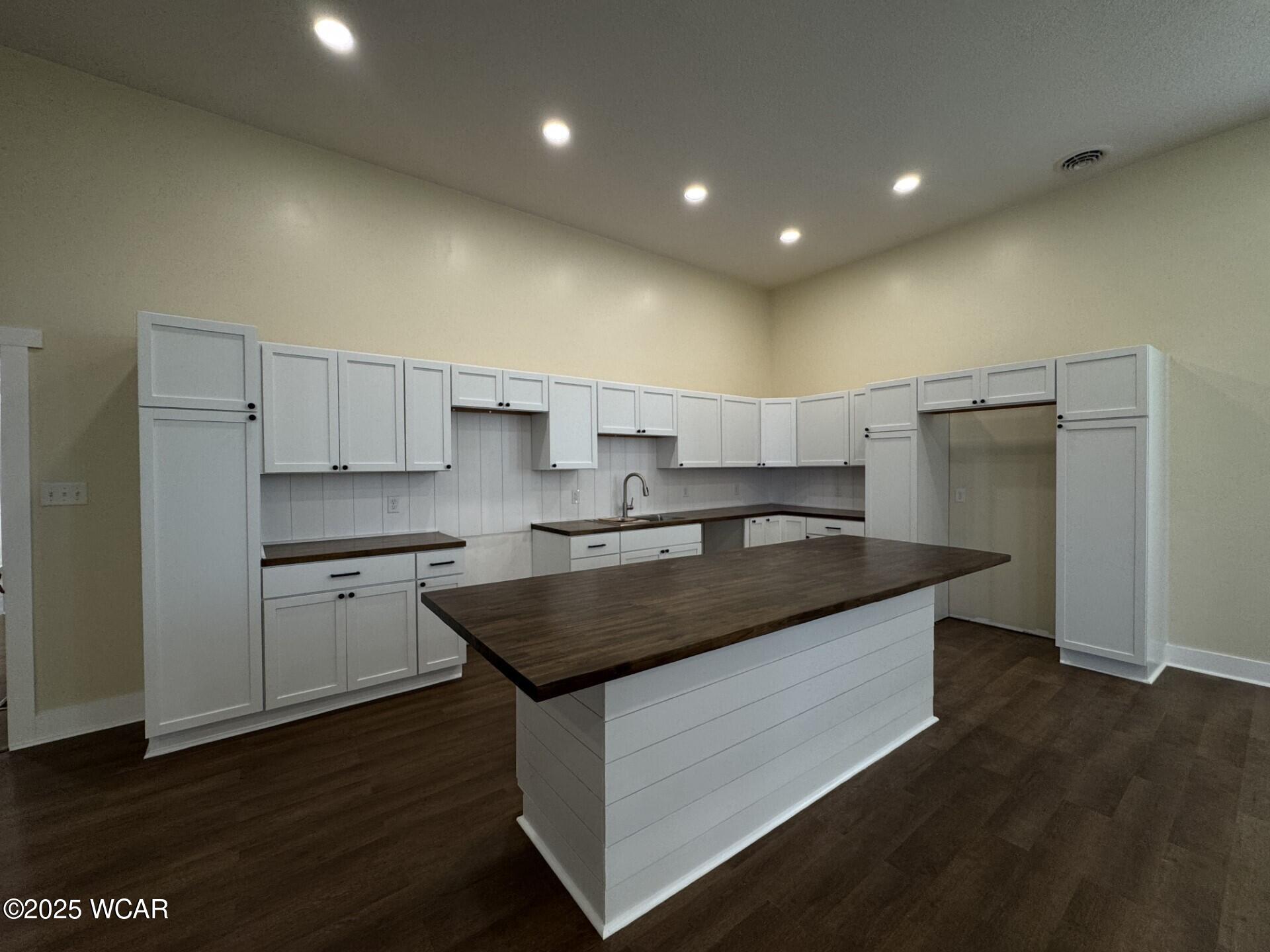 6875 Ridge Road, Elida, Ohio