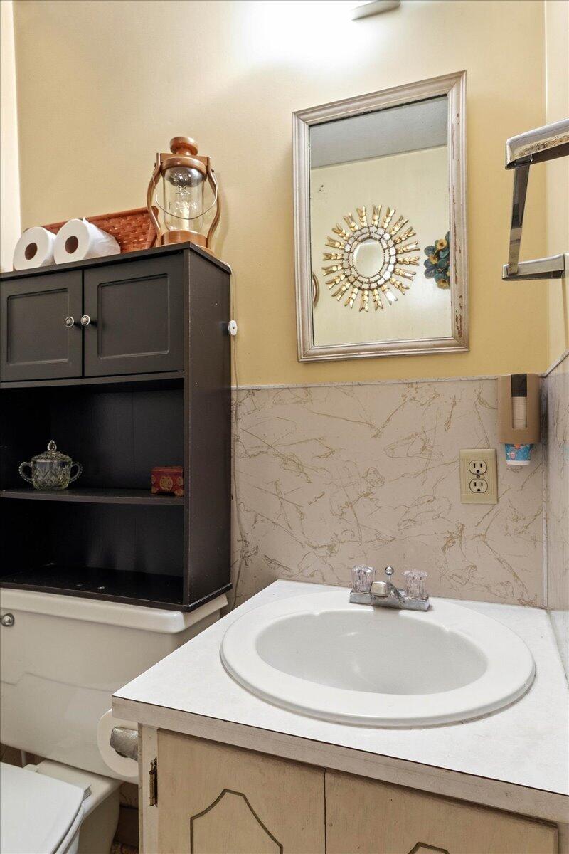 205 Center Street, West Mansfield, Ohio 43358