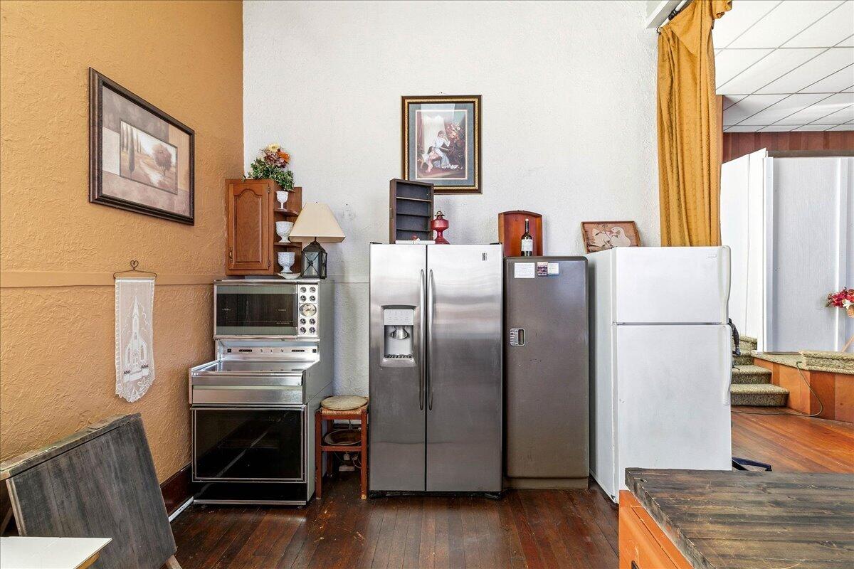 205 Center Street, West Mansfield, Ohio 43358