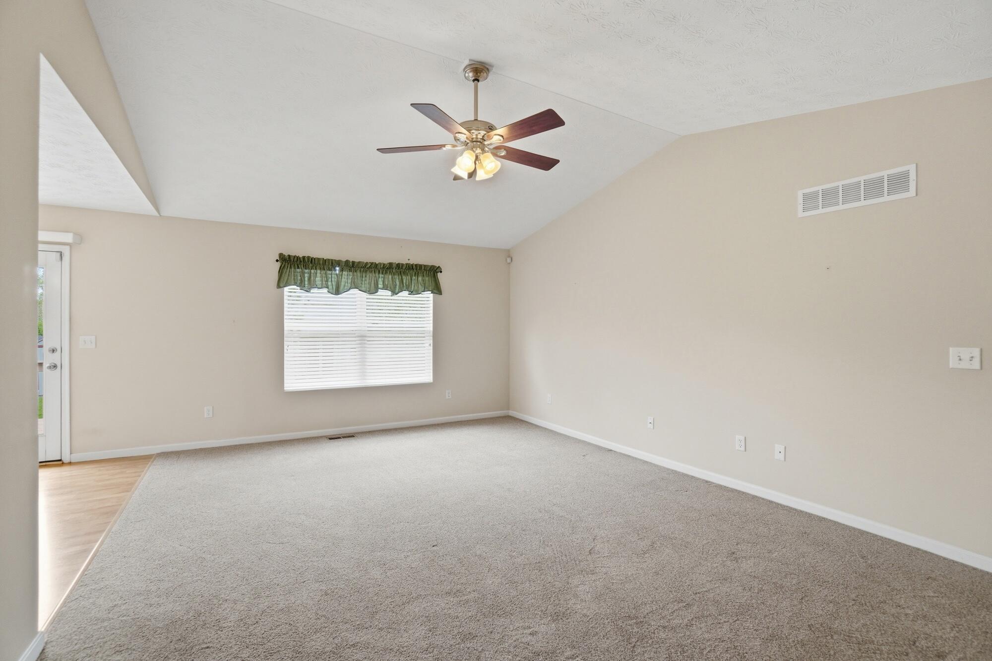 1840 Hunters Ridge Drive, Troy, Ohio 45373